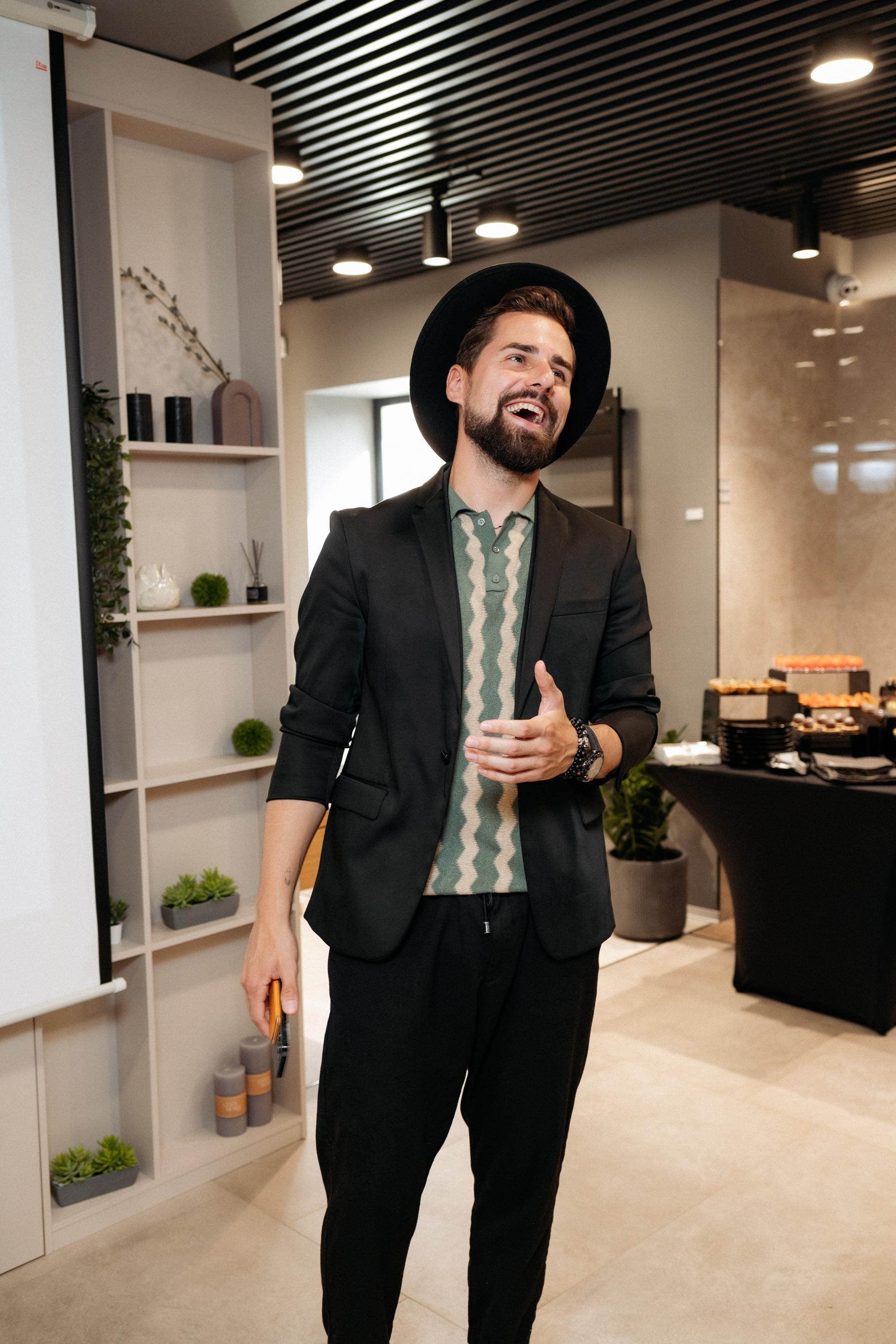 КРАН. СВОИ. ФОТООТЧЕТЫ-СОБЫТИЯ-МЕСТА