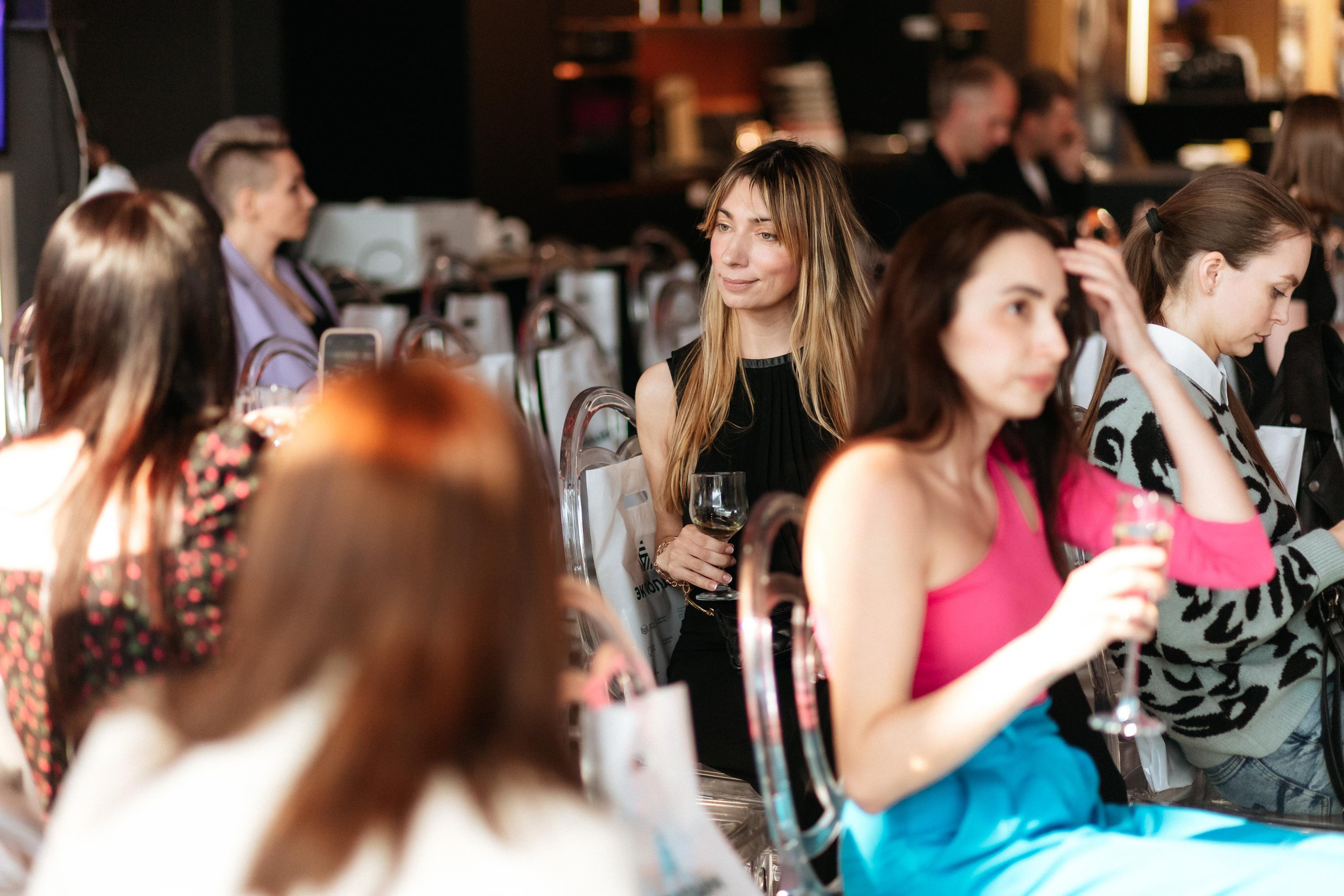 BRAVO. СВОИ. ФОТООТЧЕТЫ-СОБЫТИЯ-МЕСТА