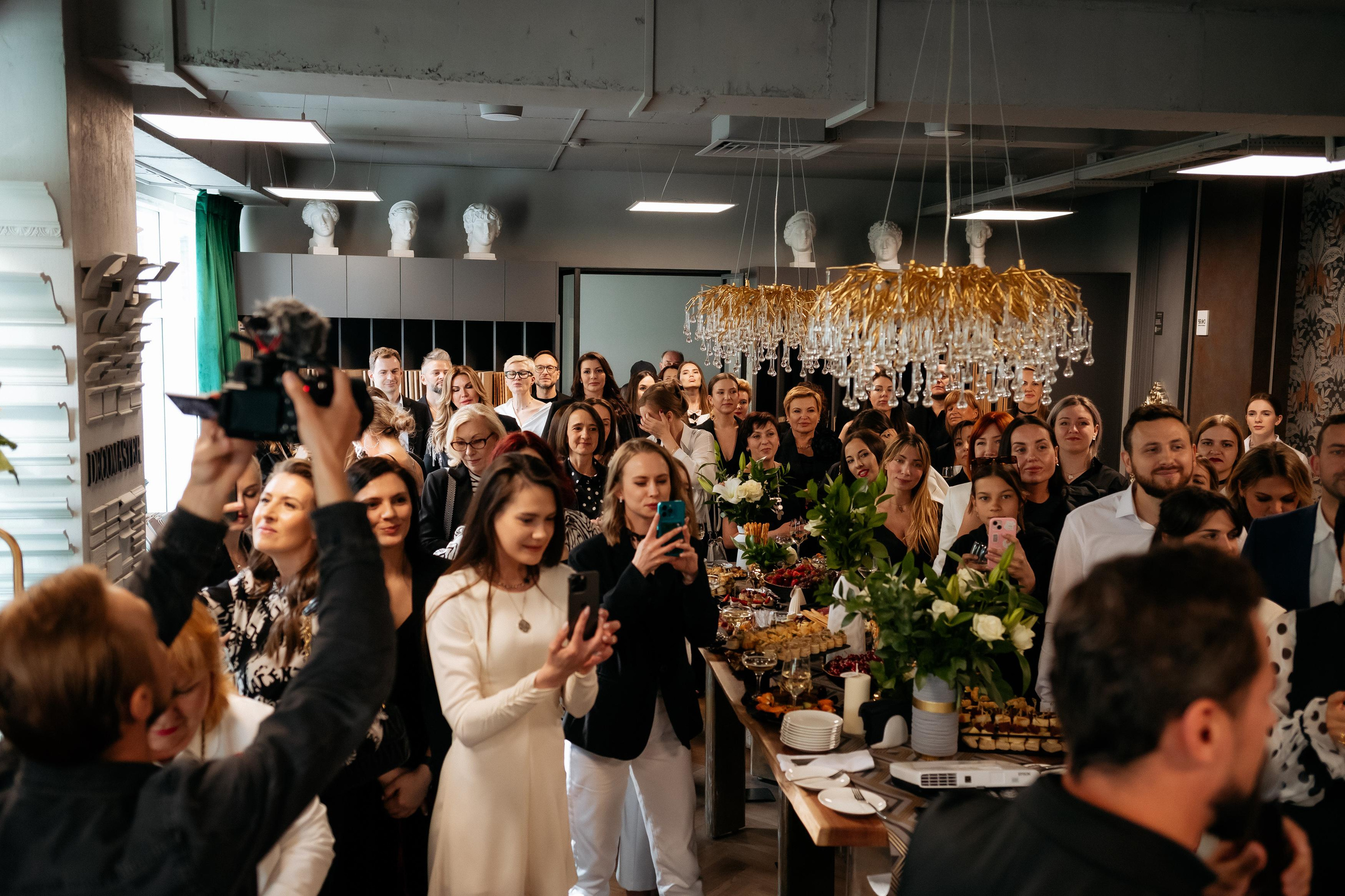 APARTMENT | MALINA | INTERIOR TOUR. СВОИ. ФОТООТЧЕТЫ-СОБЫТИЯ-МЕСТА