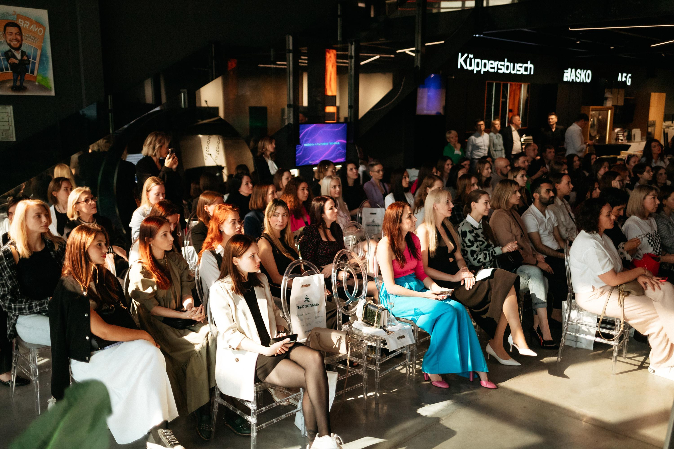 BRAVO. СВОИ. ФОТООТЧЕТЫ-СОБЫТИЯ-МЕСТА