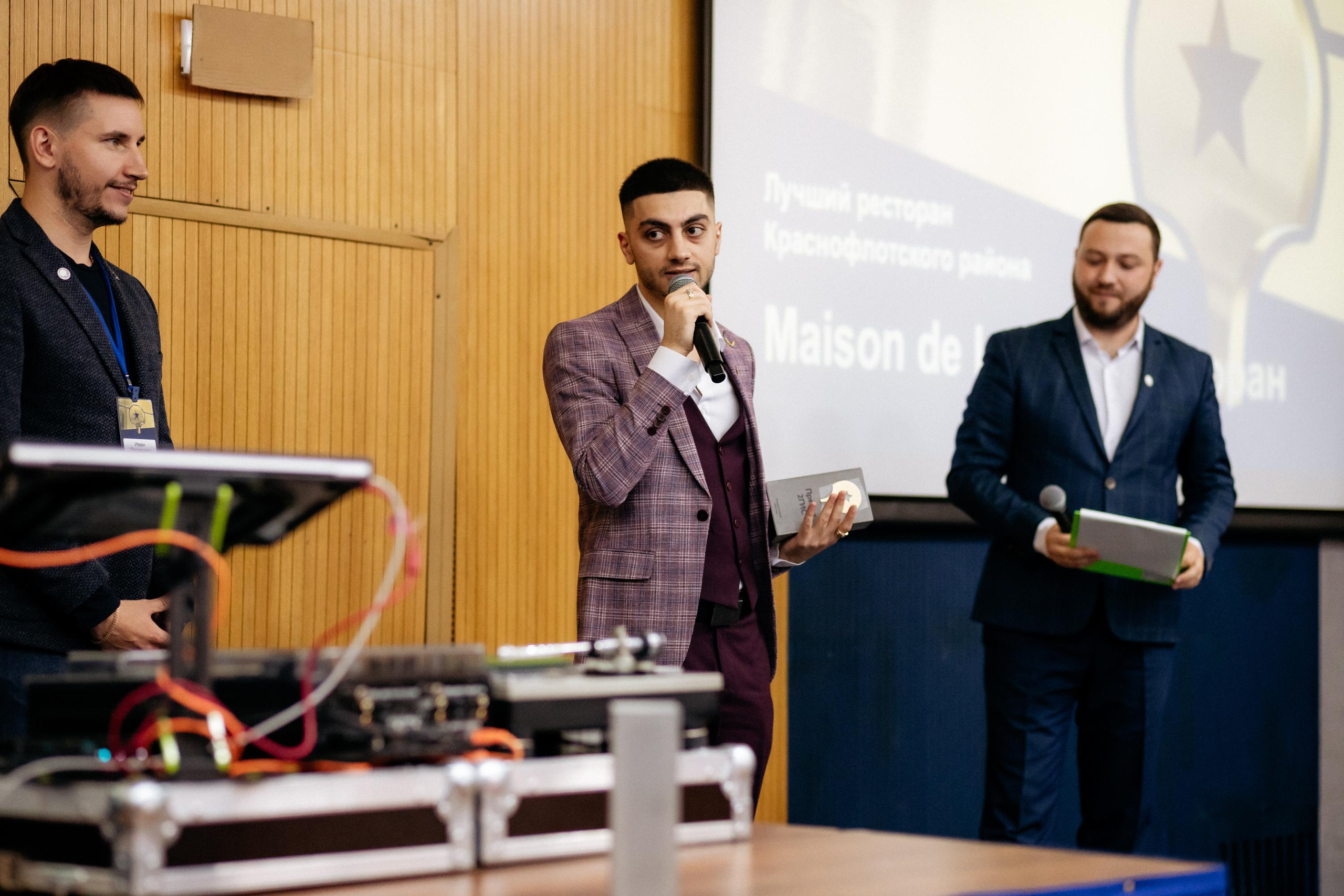 ПРЕМИЯ 2ГИС. СВОИ. ФОТООТЧЕТЫ-СОБЫТИЯ-МЕСТА