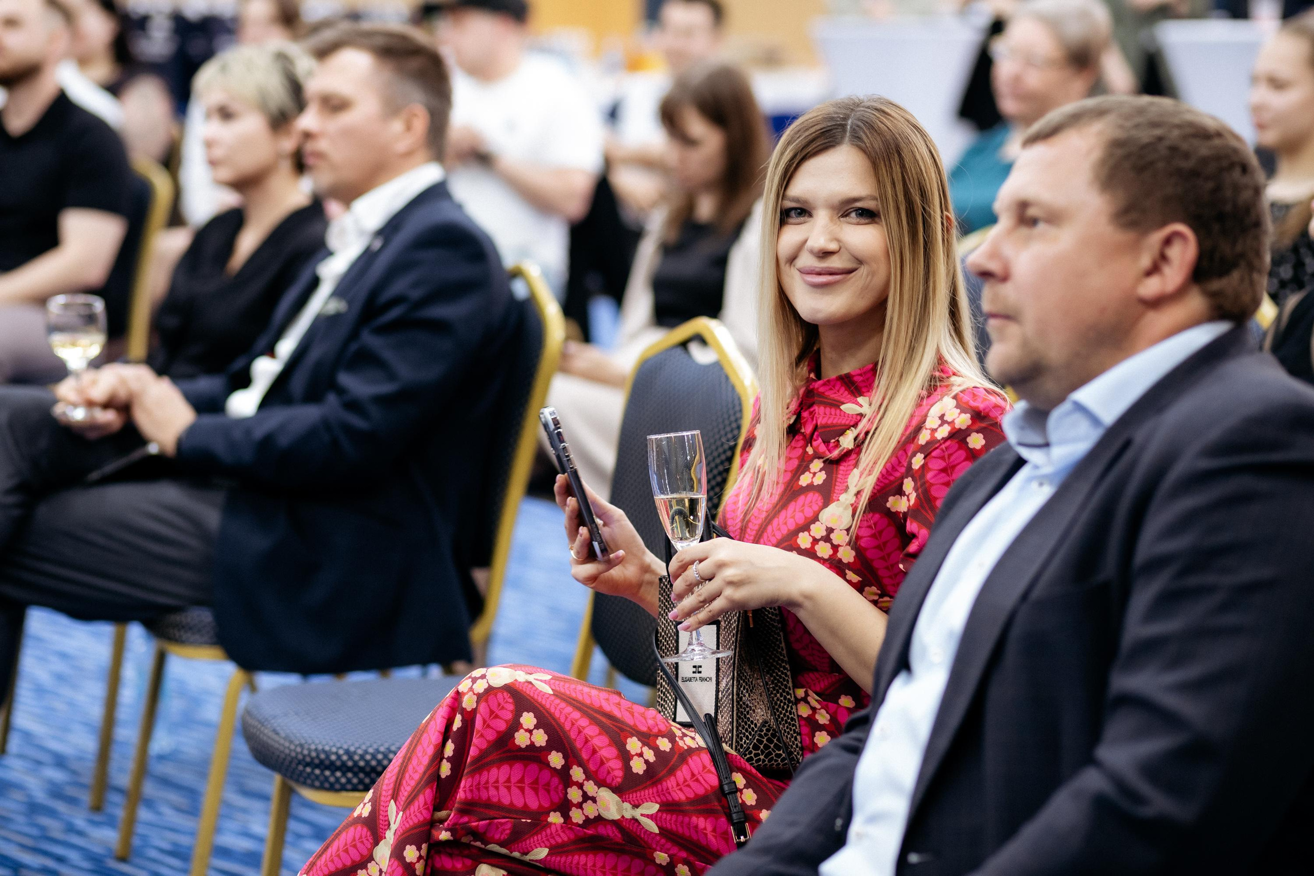 ПРЕМИЯ 2ГИС. СВОИ. ФОТООТЧЕТЫ-СОБЫТИЯ-МЕСТА