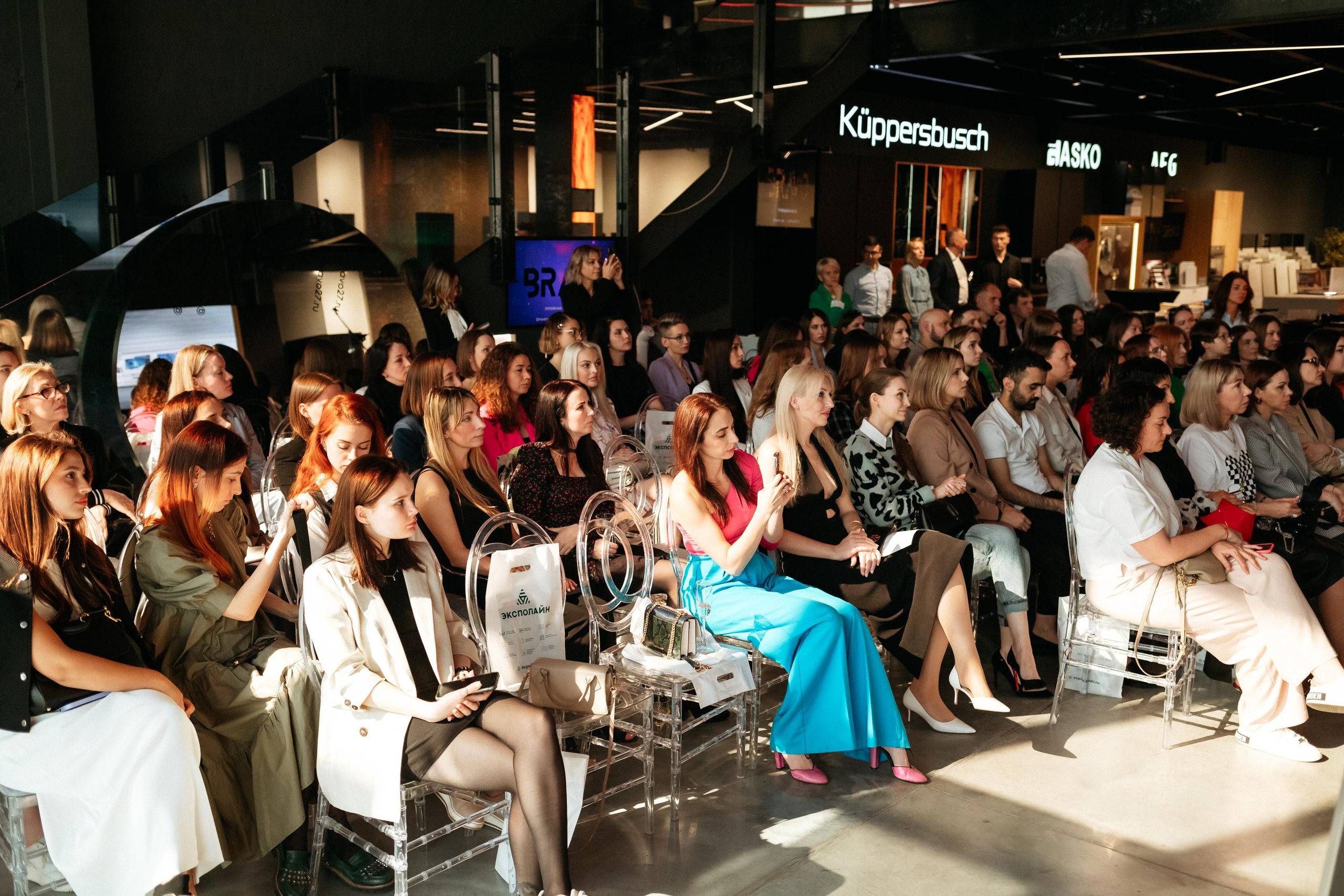 BRAVO. СВОИ. ФОТООТЧЕТЫ-СОБЫТИЯ-МЕСТА