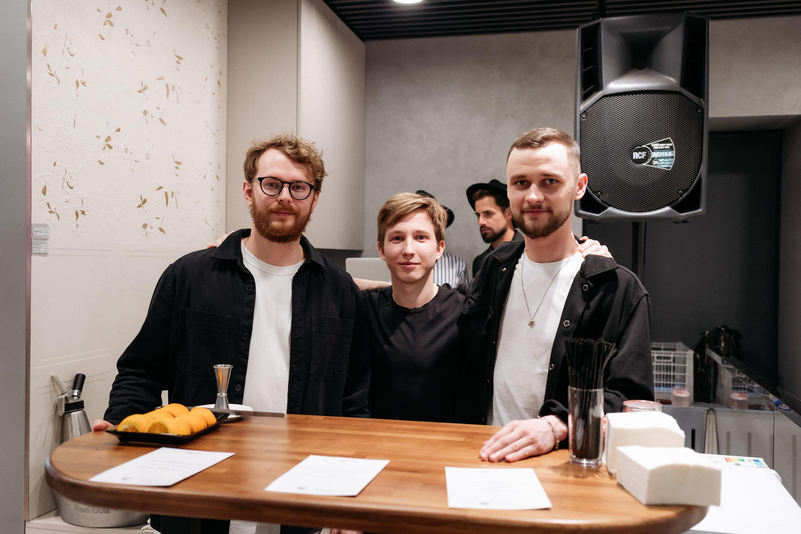 КРАН. СВОИ. ФОТООТЧЕТЫ-СОБЫТИЯ-МЕСТА