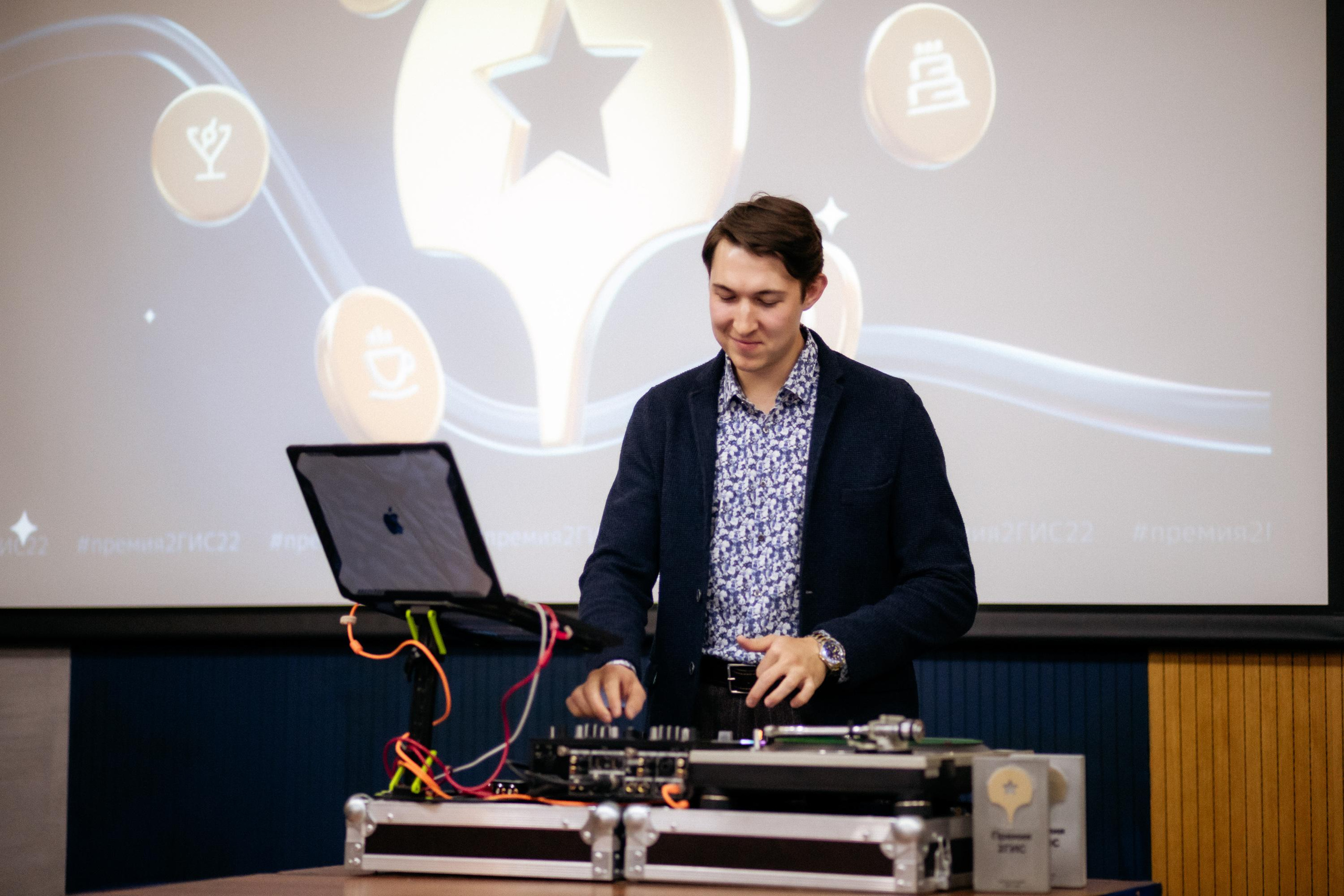 ПРЕМИЯ 2ГИС. СВОИ. ФОТООТЧЕТЫ-СОБЫТИЯ-МЕСТА