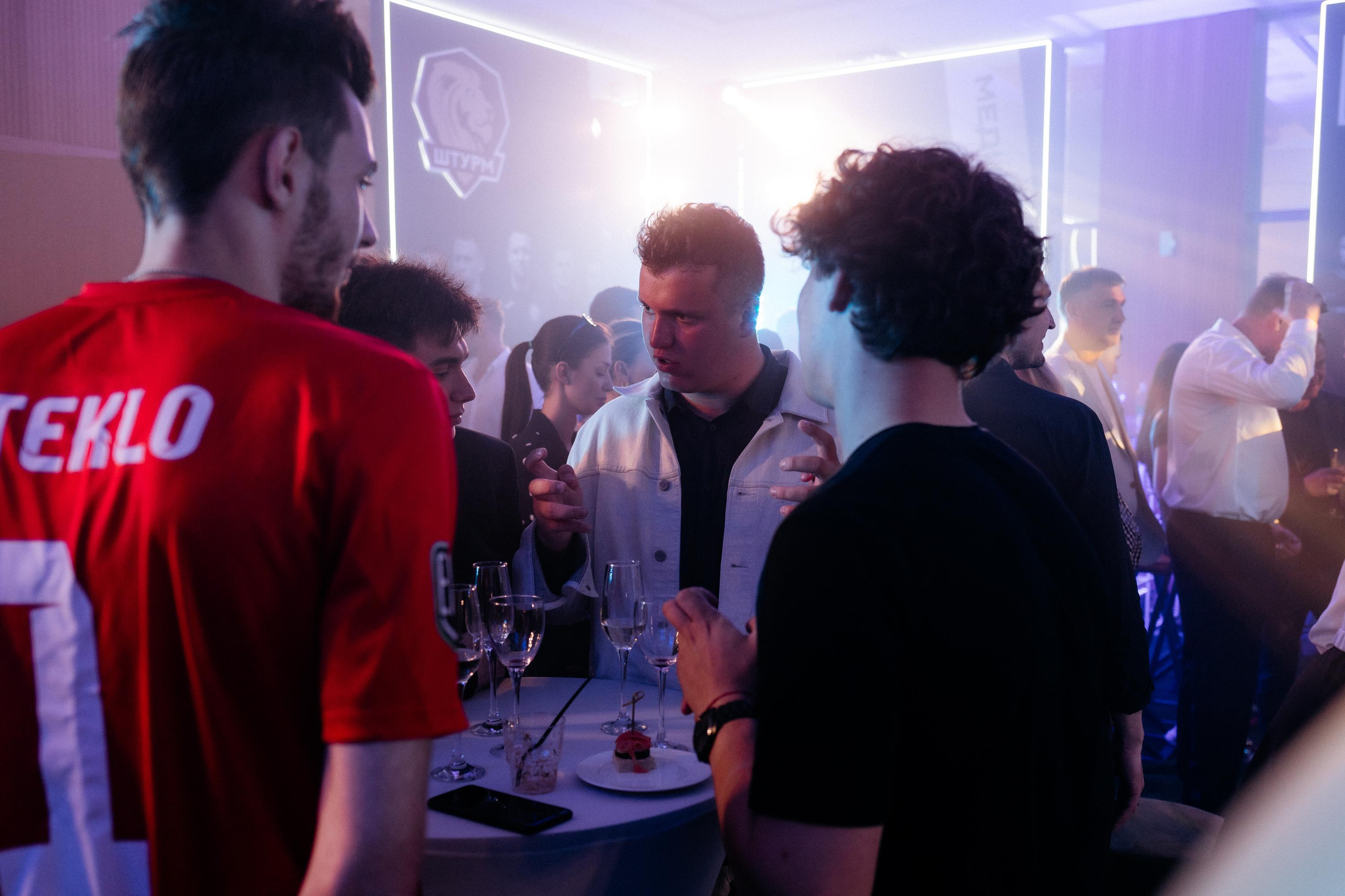 ДАЛЬНЕВОСТОЧНАЯ МЕДИАЛИГА. СВОИ. ФОТООТЧЕТЫ-СОБЫТИЯ-МЕСТА