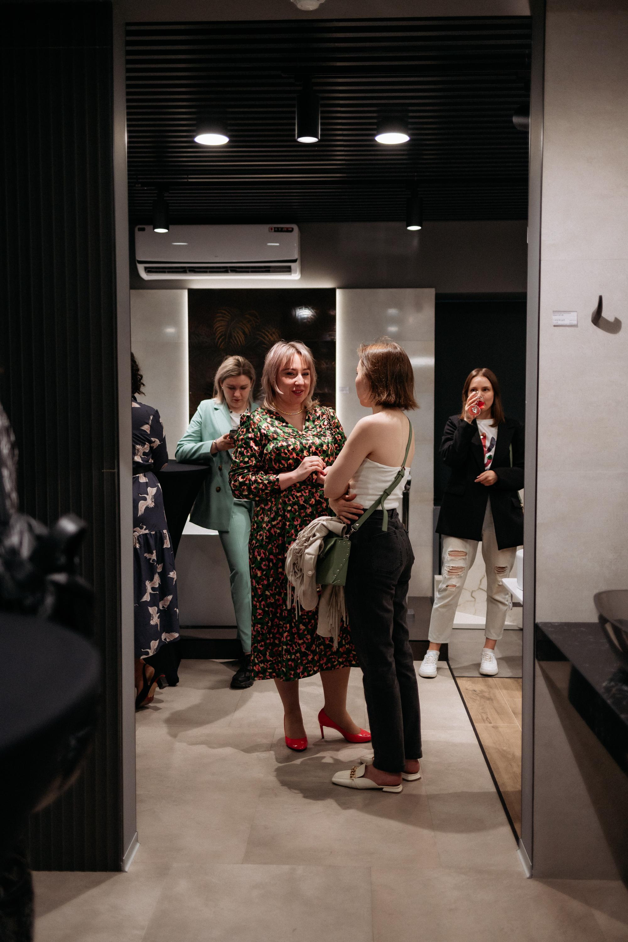 КРАН. СВОИ. ФОТООТЧЕТЫ-СОБЫТИЯ-МЕСТА