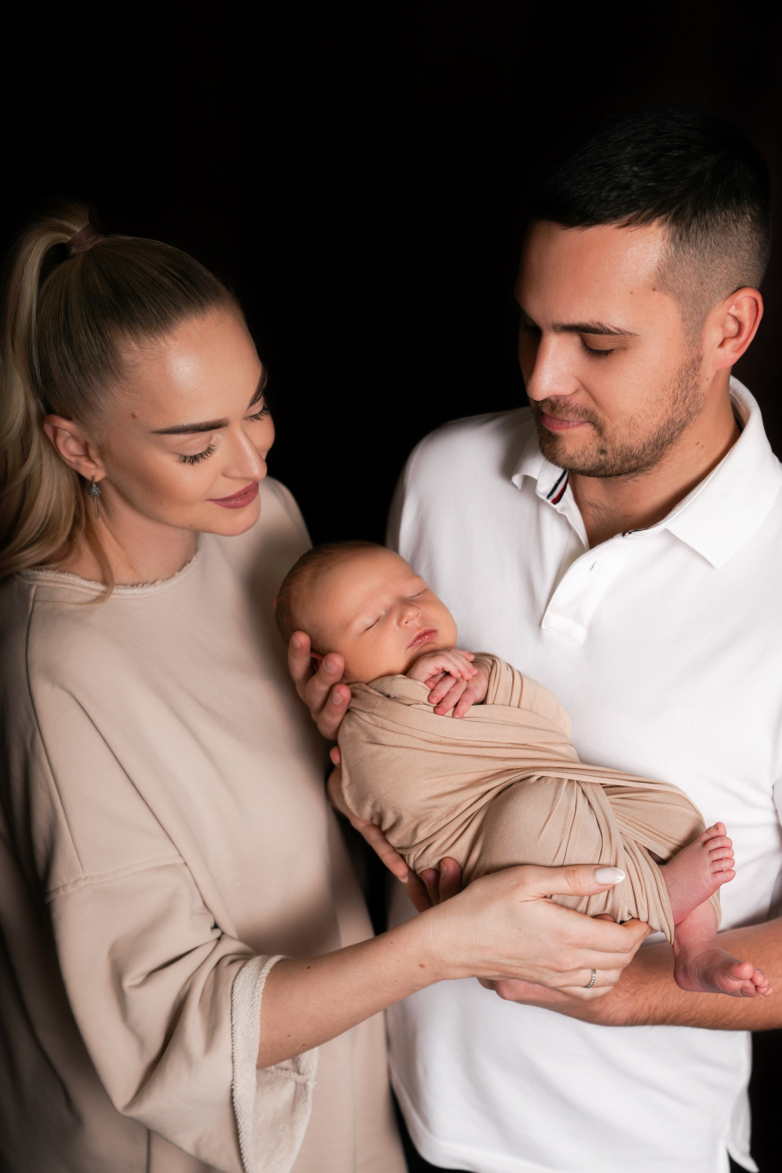 Фотосессия новорожденного (newborn). Фотограф новорожденных, детей до года и беременных в Симферополе