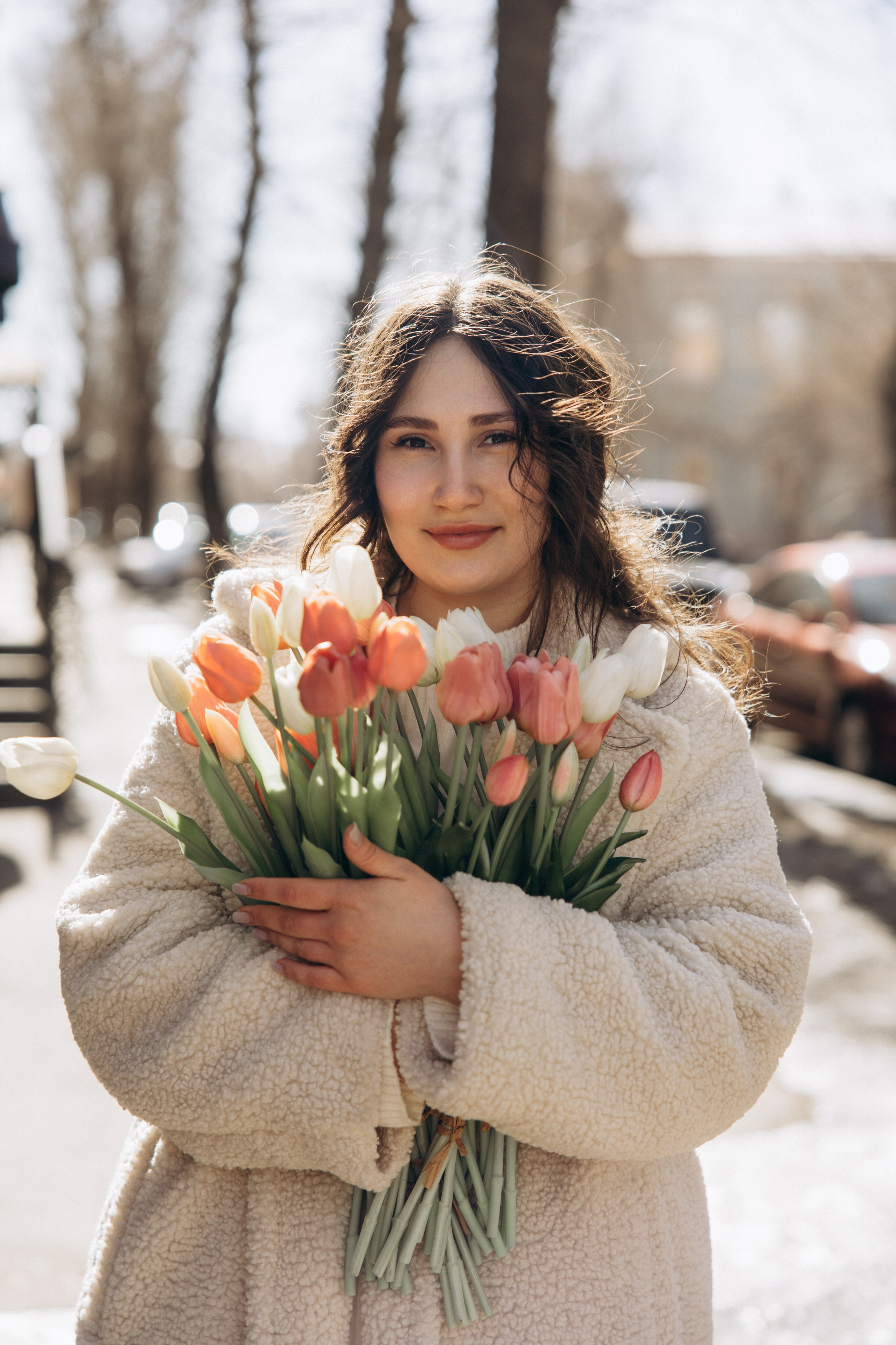 Прогулка с тюльпанами. Свадебный, семейный фотограф в Иркутске Светлана Макаричева