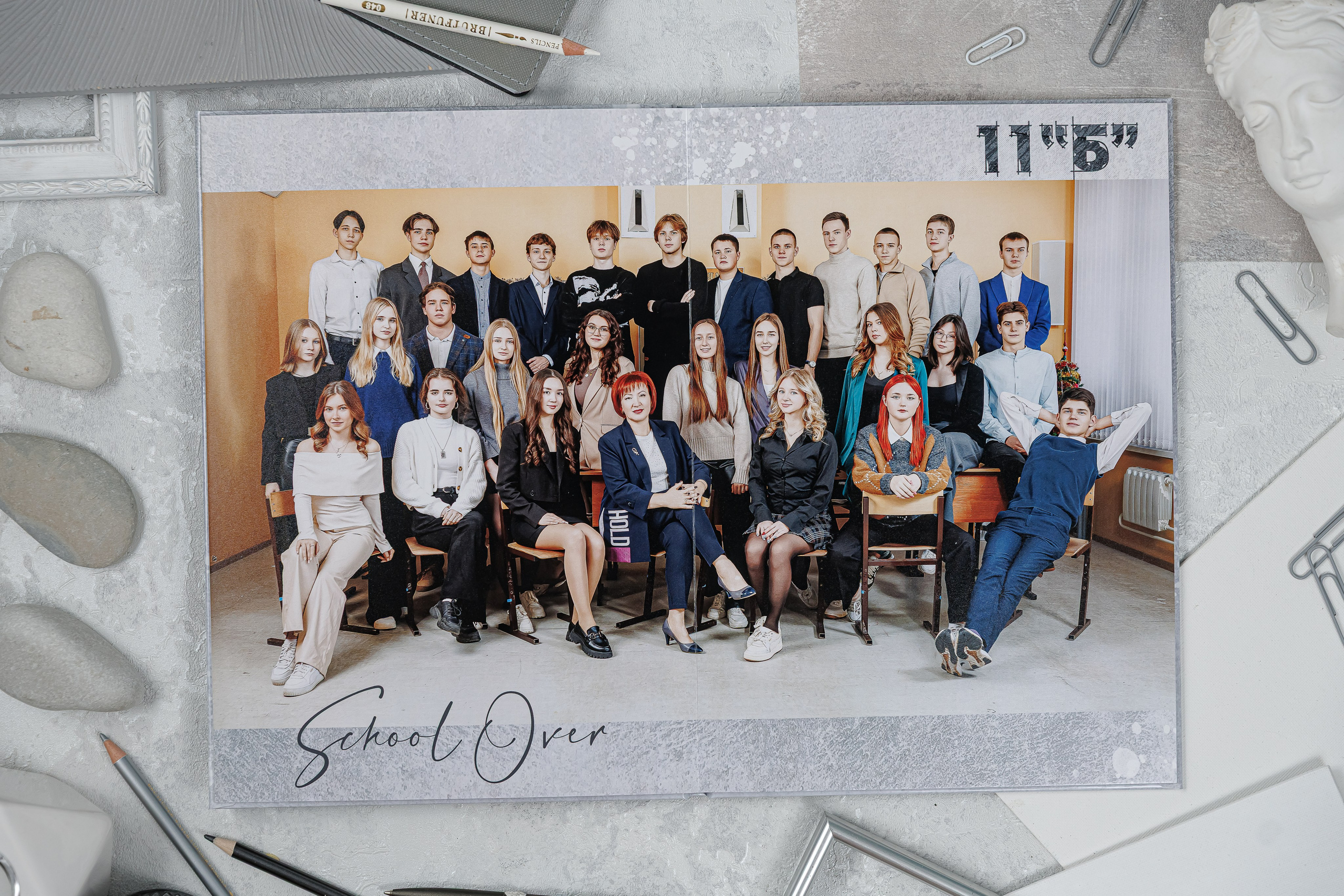 Персональные альбомы 9, 11 класс. Семейный и детский фотограф Комина Елена, Власиха, Одинцово