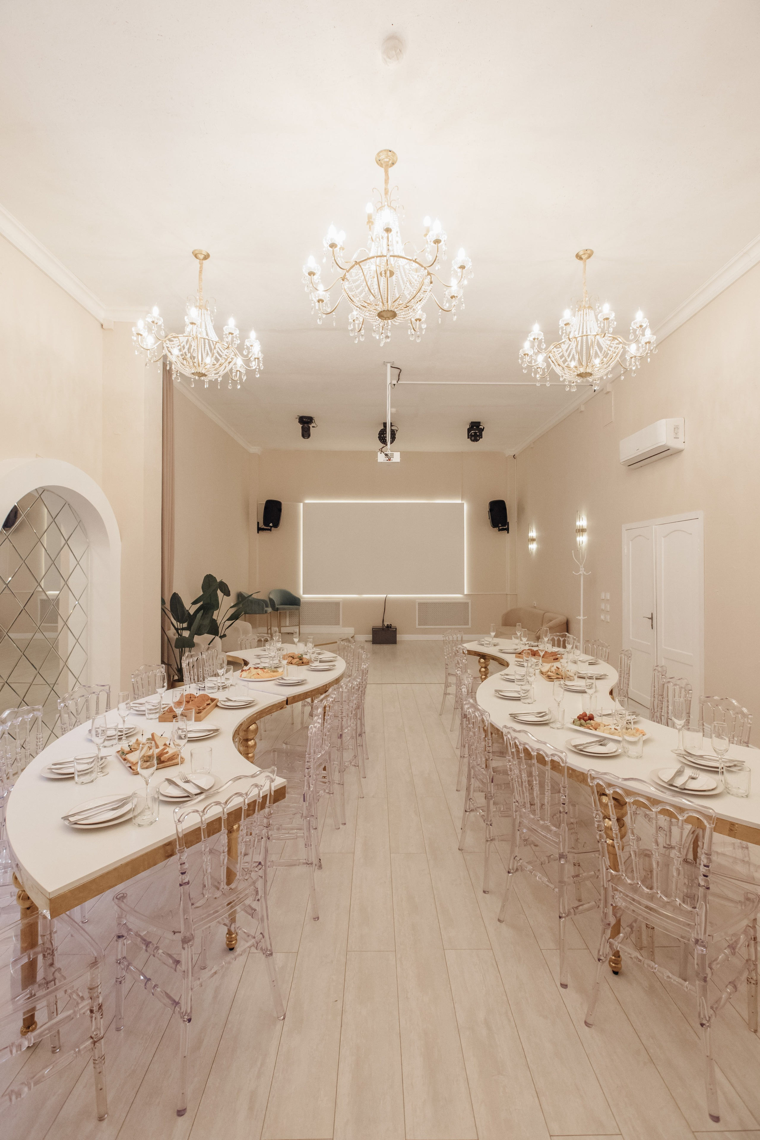 Банкетный зал Рубин Холл / Rubin Hall. Аренда лофта в СПб для мероприятий