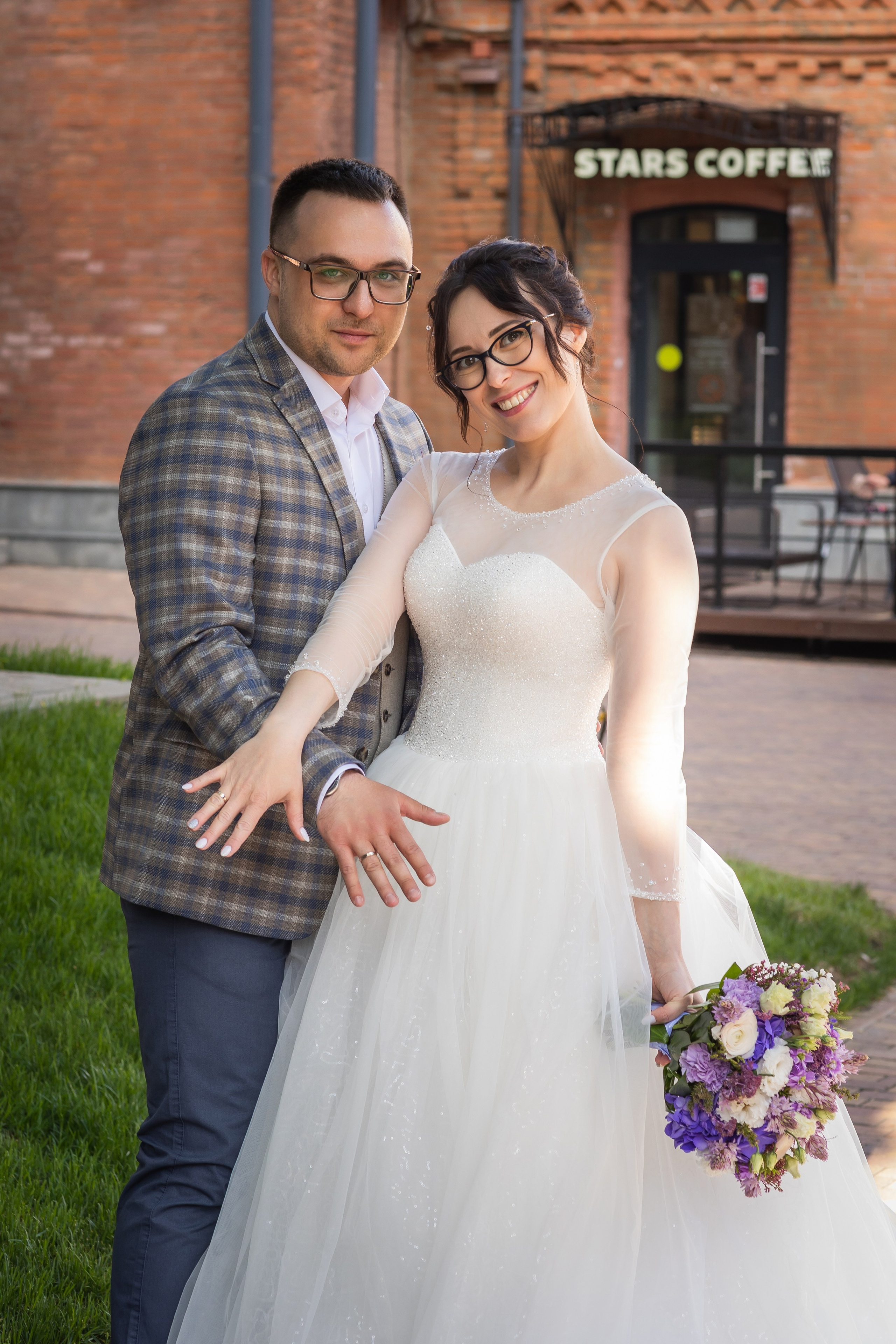 Миша и Маша. Весенняя свадьба 18.04.2023. Семейный фотограф в Москве Наталья Чуб, заказать Фотокнигу