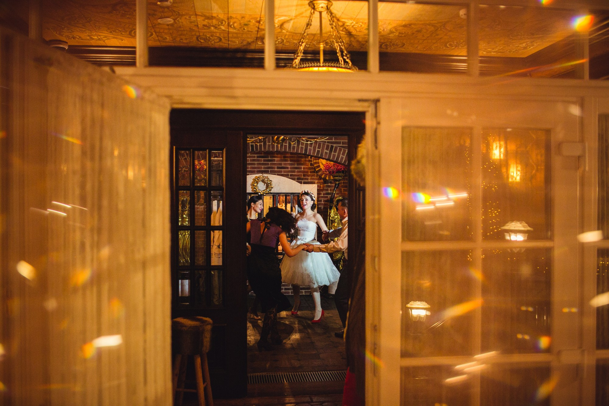 Зимняя свадьба в русских традициях. Семейный, портретный и свадебный фотограф в Санкт-Петербурге и Москве