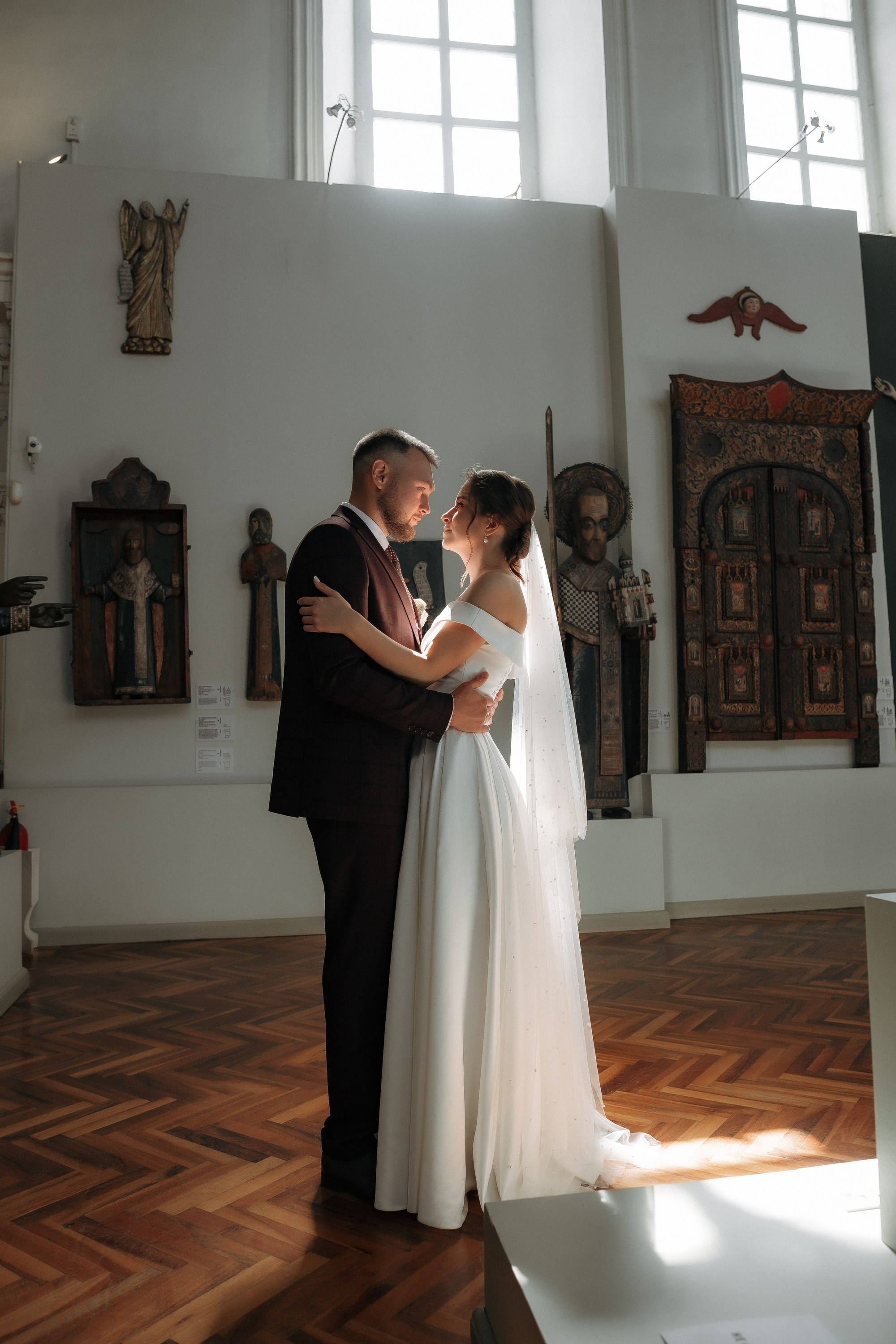 Фотостудии и пространства Перми для свадебной фотосессии. Свадебный фотограф Пермь