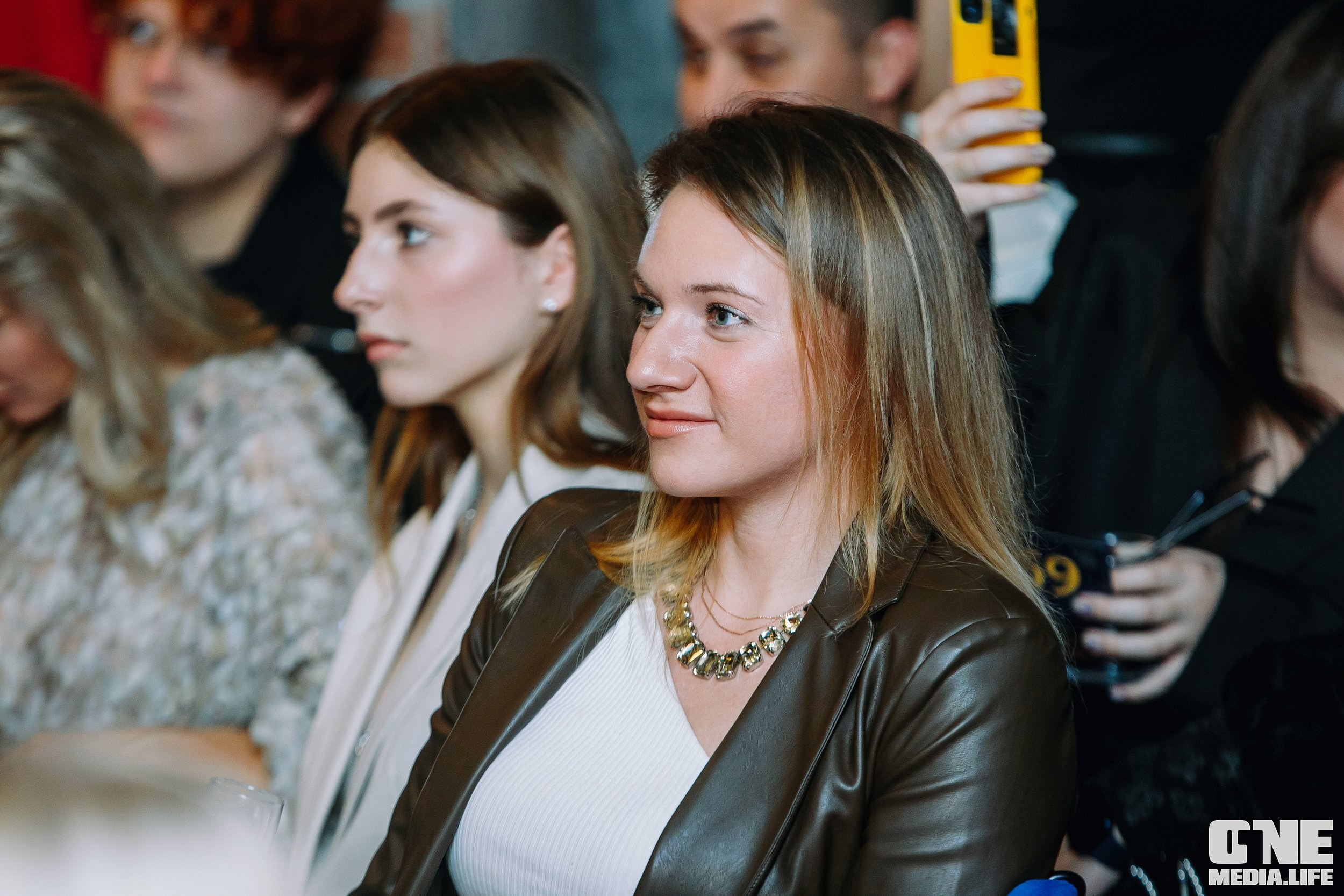 Новогодний Огонёк от Верю в Чудо. One Media Life: фоторепортажи, фотоотчеты с мероприятий и заведений