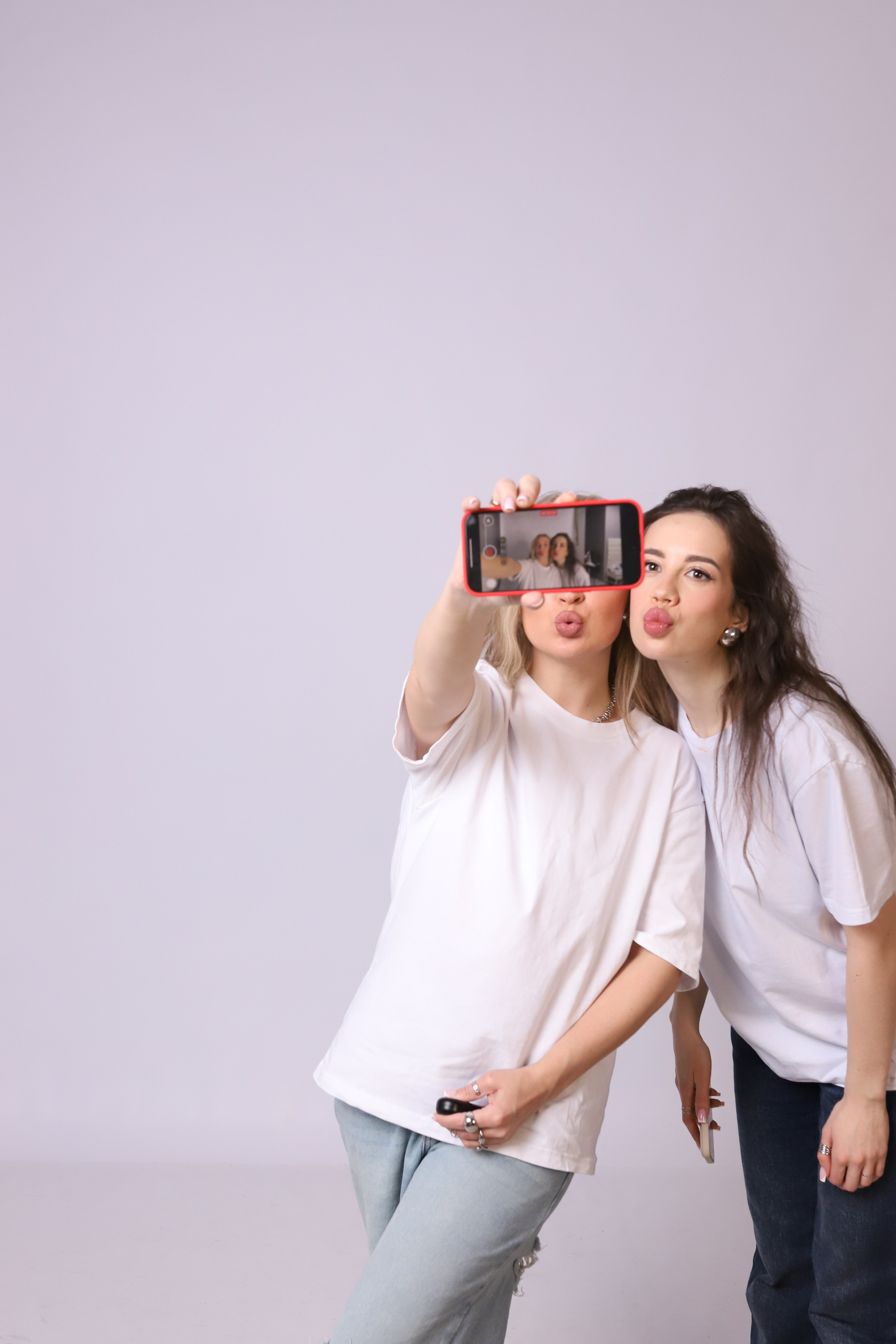 Фотостудия без фотографа в Санкт-Петербурге (Сделай свой автопортрет)