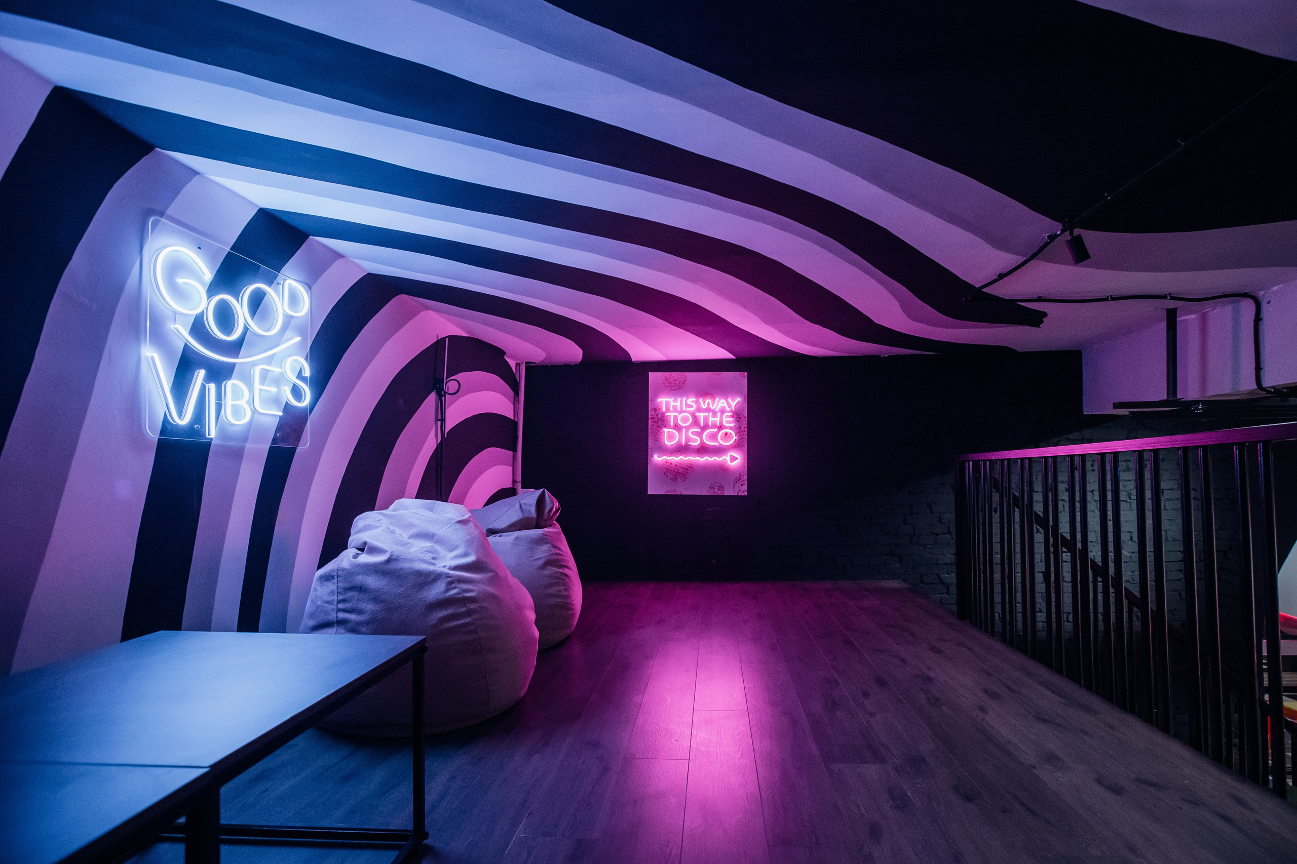 Оушен Драйв (лето). Аренда лофта в СПб для мероприятий