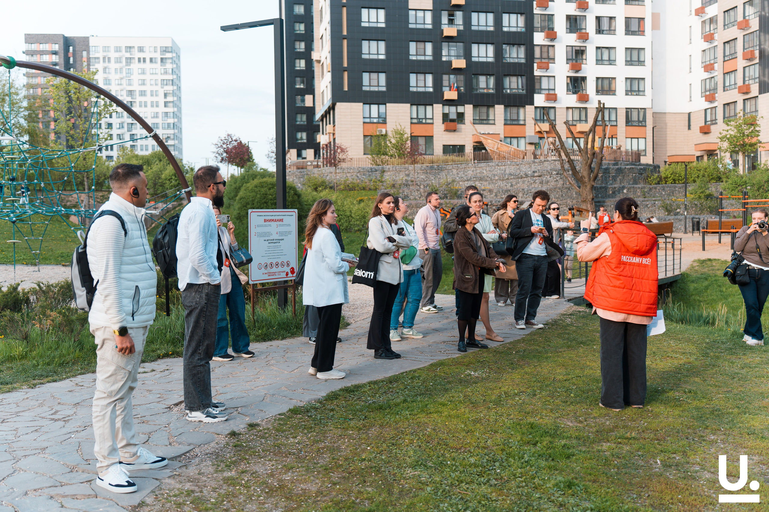 Репортажная съемка в Москве. A101. Репортажный фотограф в Москве Вадим Галанин