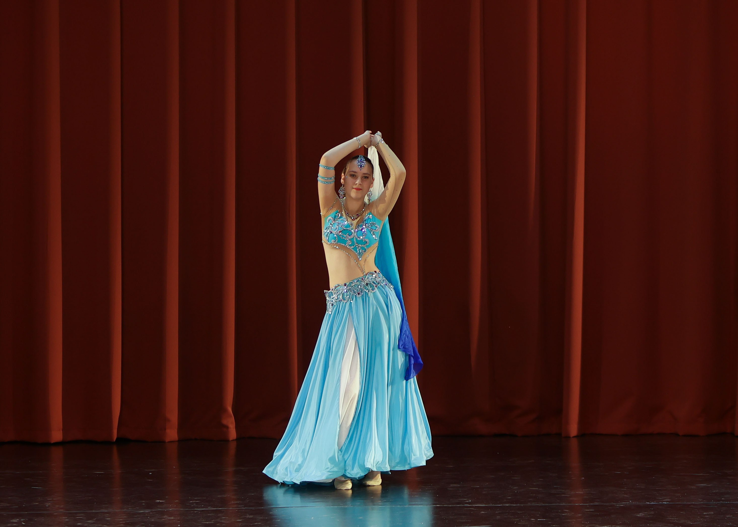 Фестиваль хореографического искусства «КУБОК ЛЕГЕНДЫ — 2025». Выпускные альбомы и школьный фотограф в Подольске, Троицке, Щербинке, Москве и Московской области