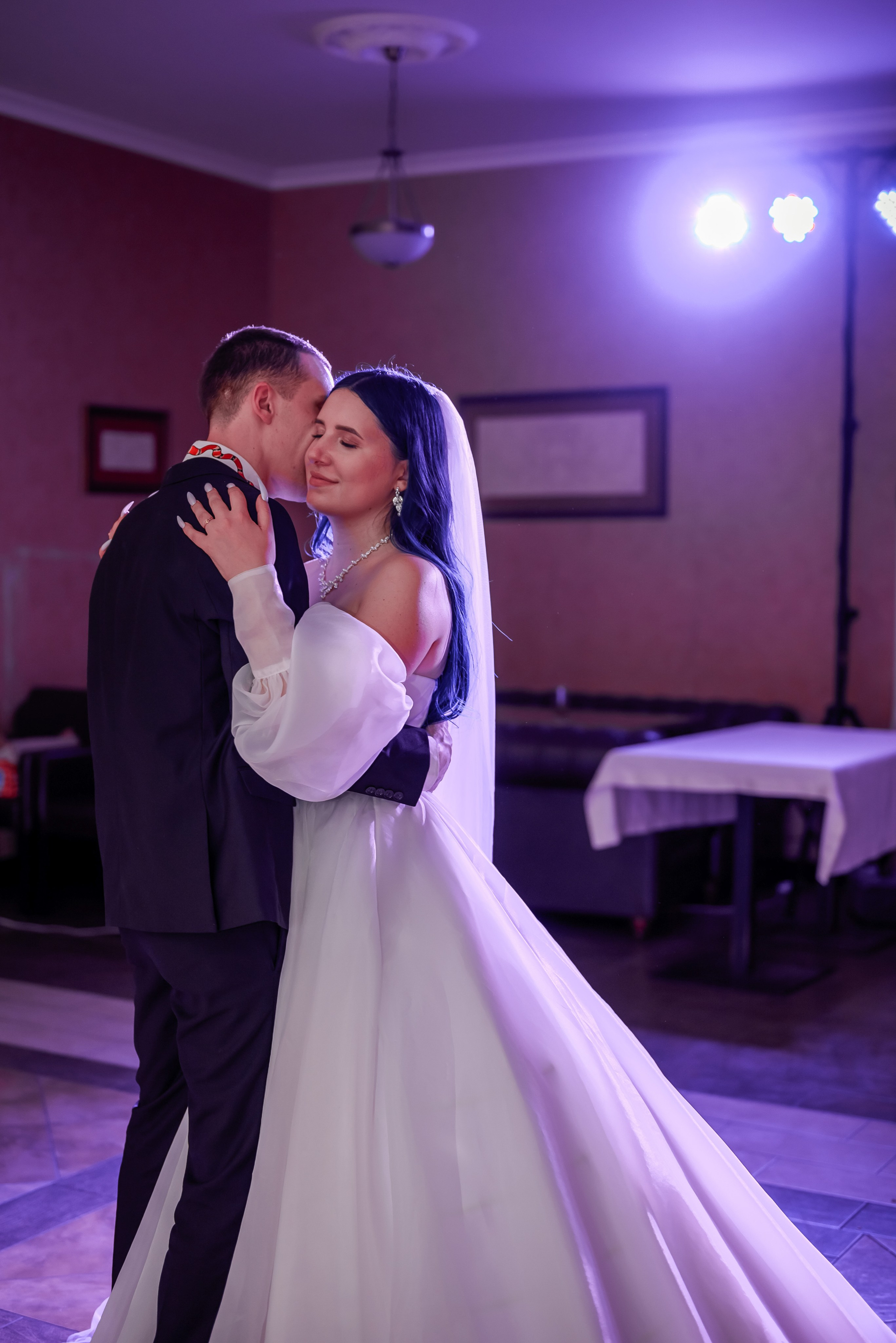 Анонс свадебных фотографий для Лилии и Александра. Юлия Басня семейный и свадебный фотограф в Донецке