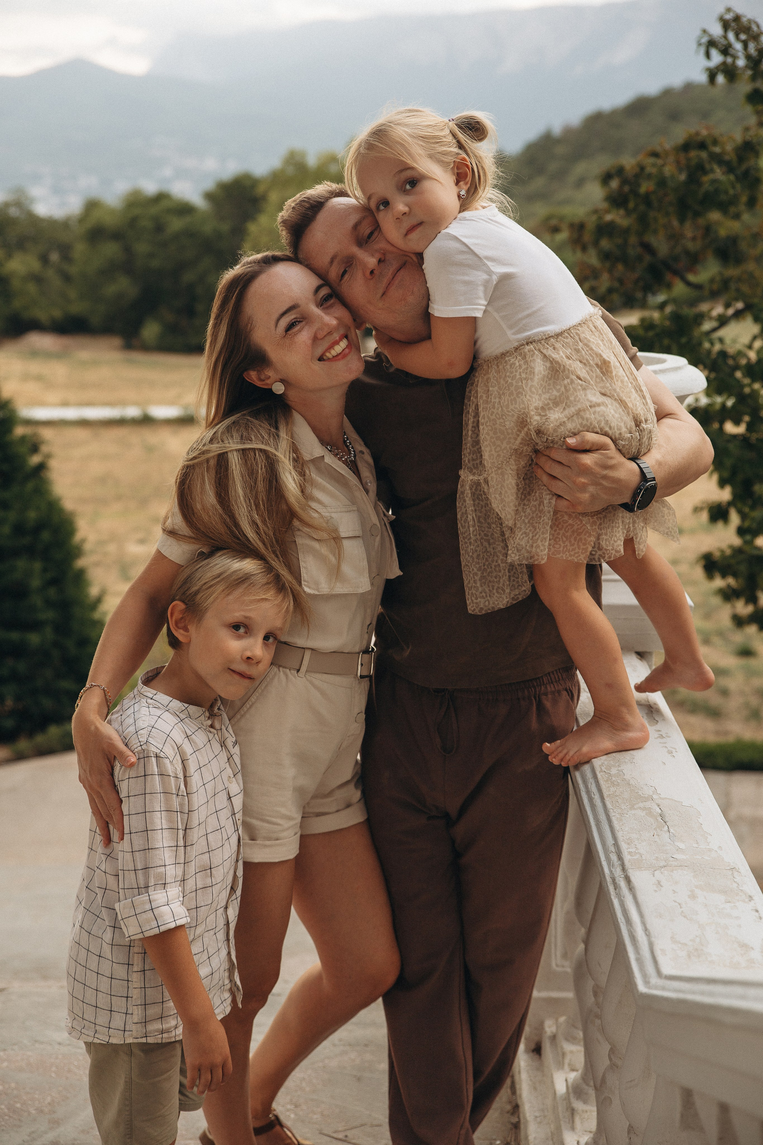 Стоимость фотосессии в Ялте. Семейный фотограф в Ялте