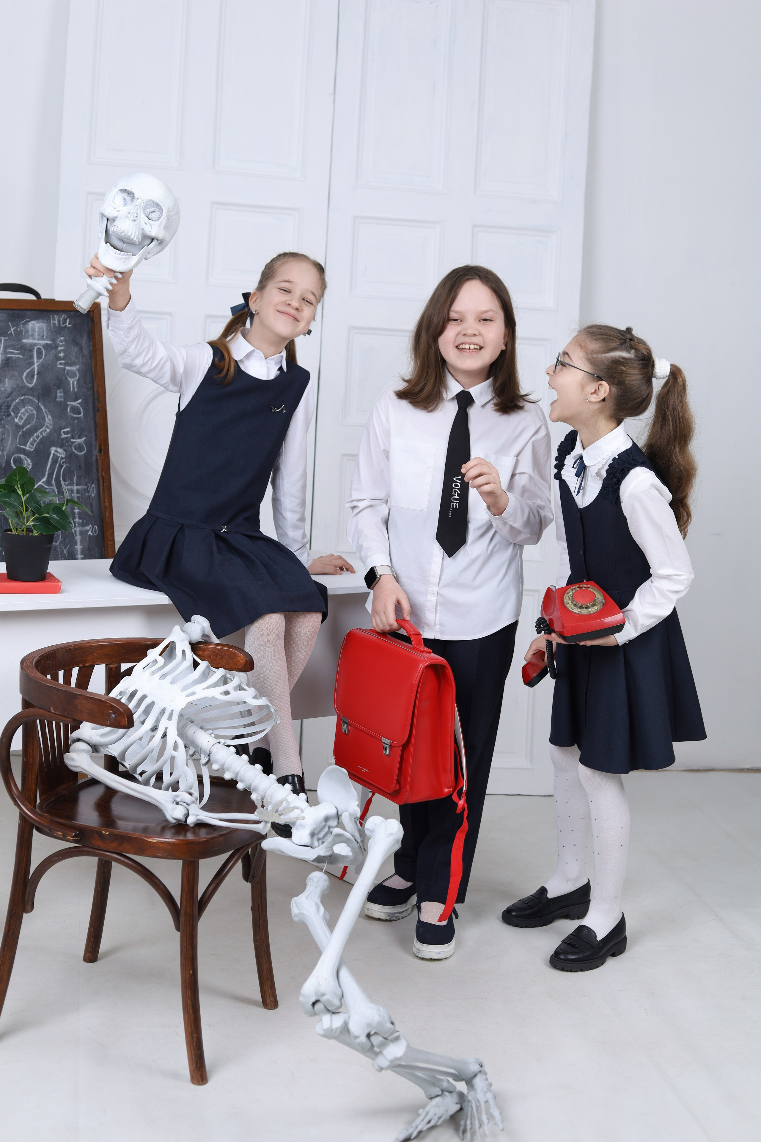 Выпускные альбомы в Тюмени для школ, садов, вузов спортивных секций