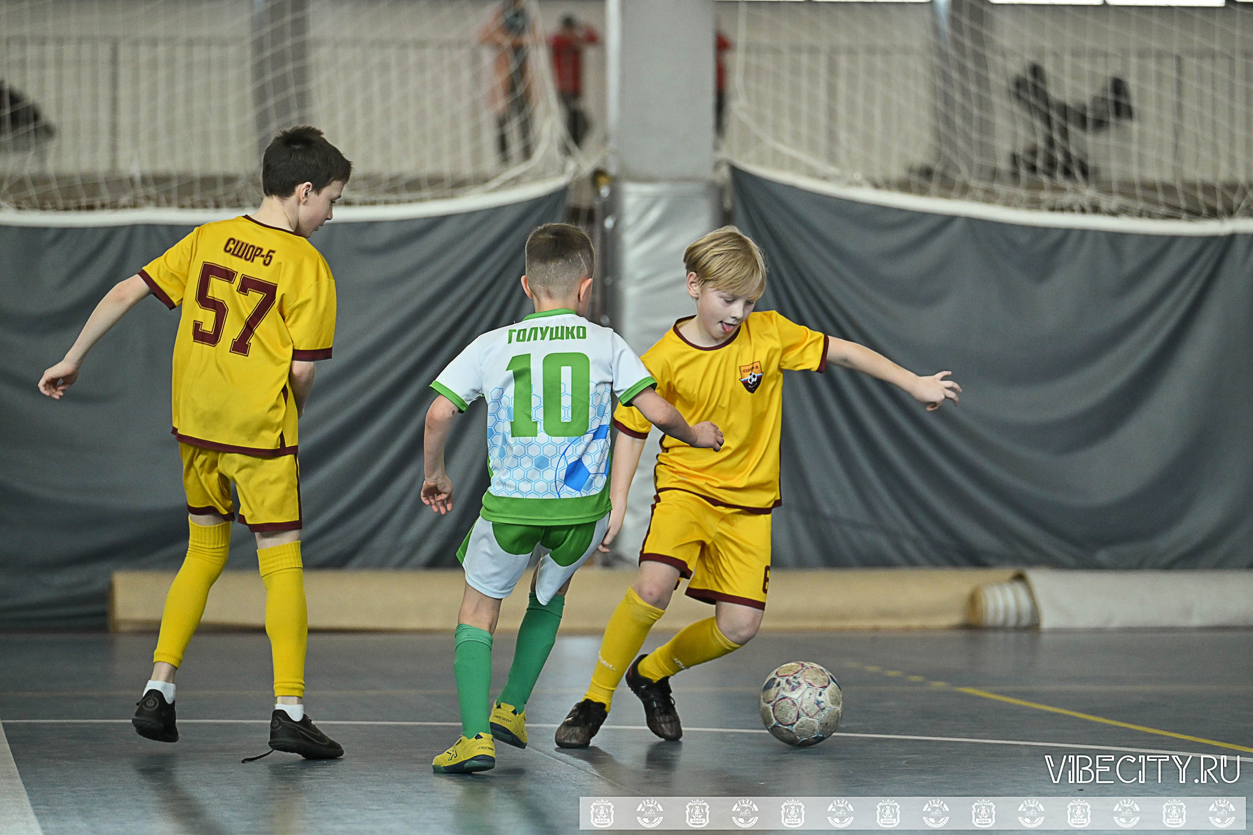 БАЛТИЙСКАЯ ЛИГА ПО ФУТЗАЛУ U10. VIBECITY.RU Вайб Сити Ру Фоторепортажи Фотоотчеты Калининград