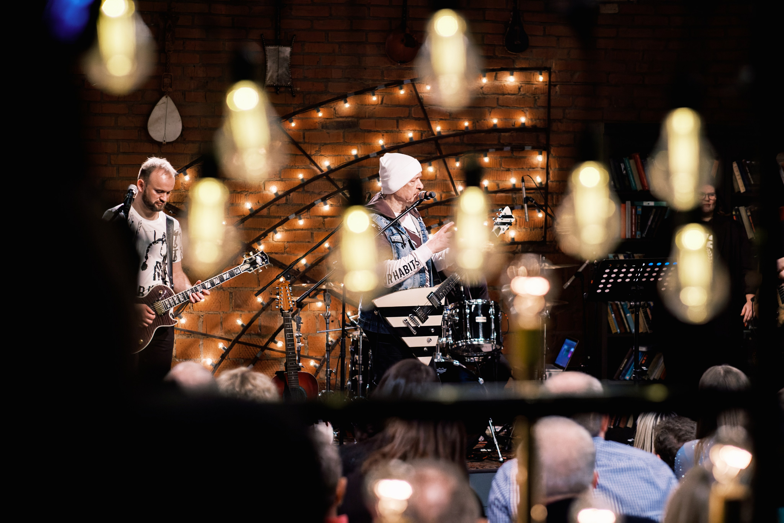 Квартирник у Маргулиса. Белов, Маршал, Кормухина. Профессиональный фотограф в Москве и МО Денис Кулешов