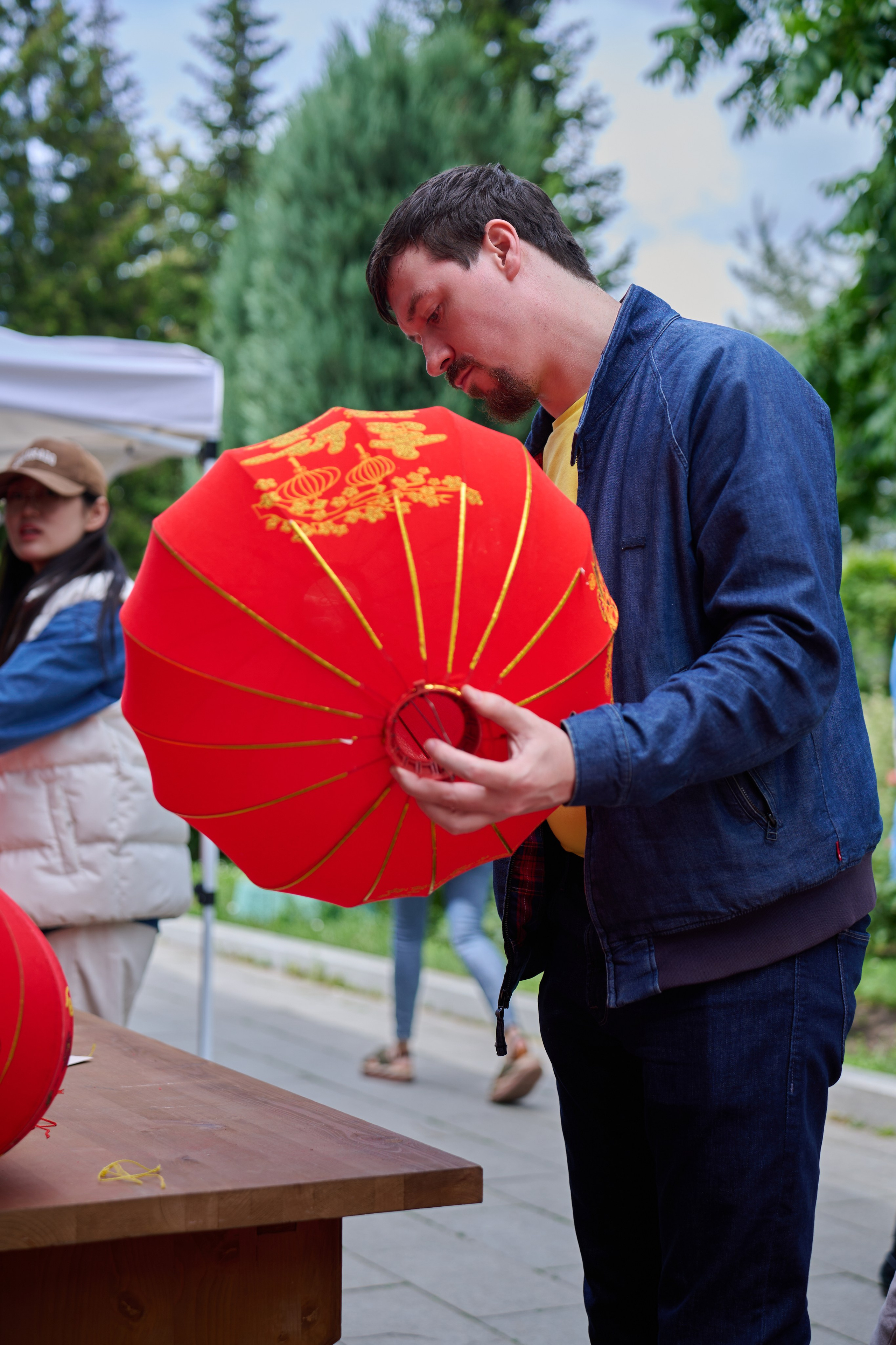Накануне праздника китайских мучеников. Фотограф в Москве