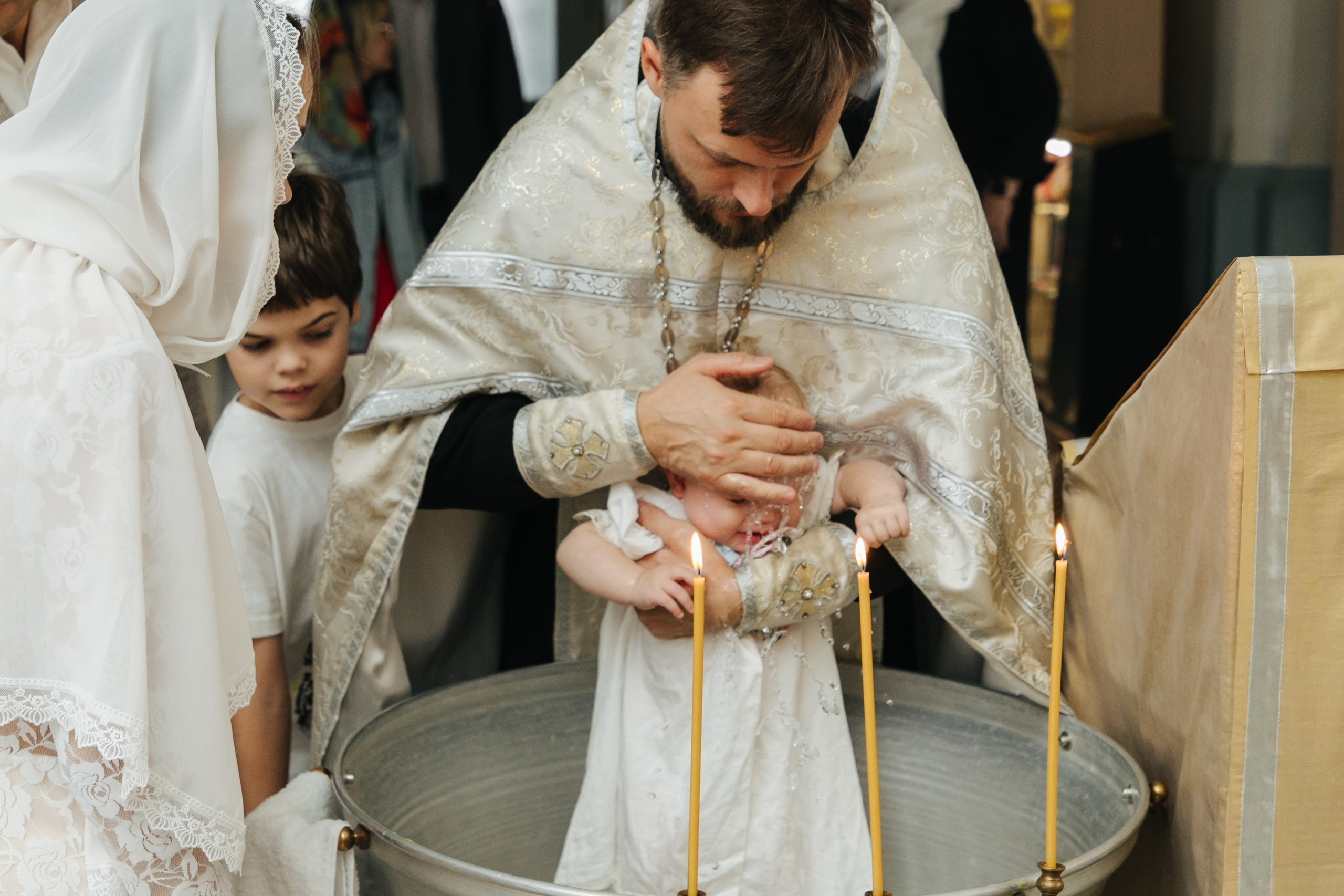 Крещение церковь Трех Святителей СПб. Фотограф на крещение в Санкт Петербурге