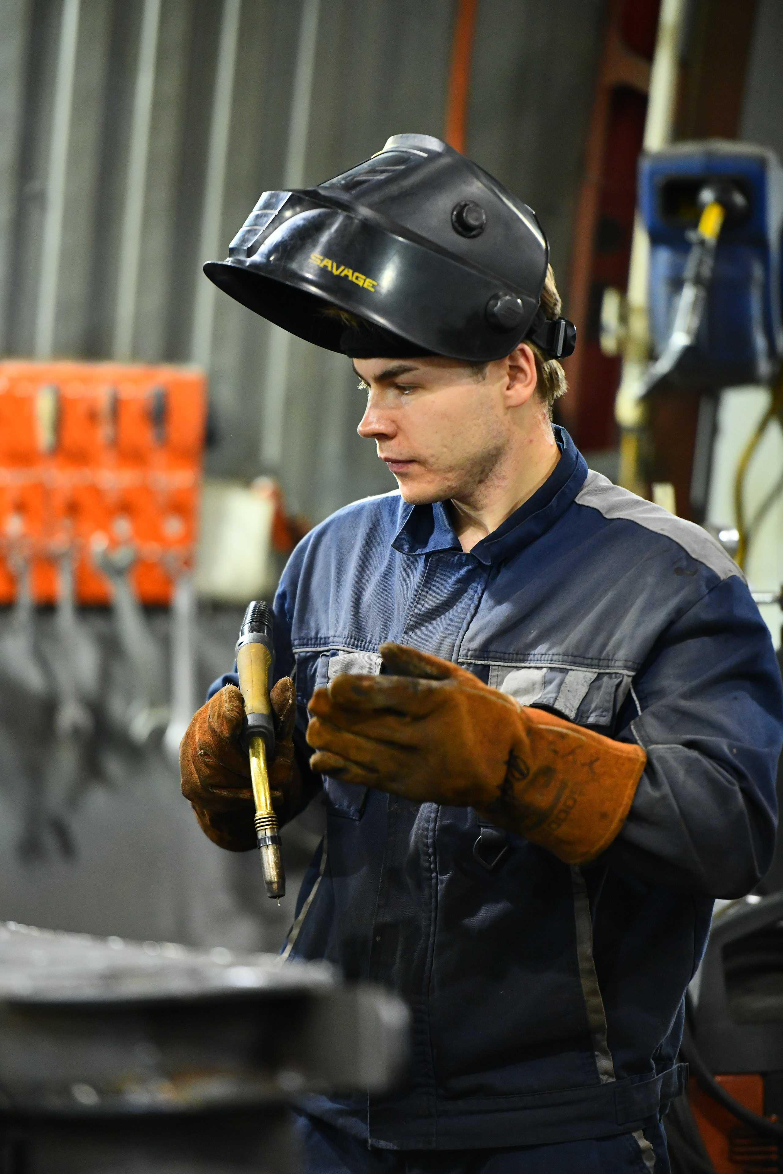 Репортаж с экскурсии на Завод ТРОМ. Репортажный и семейный фотограф — Шелихов Сергей