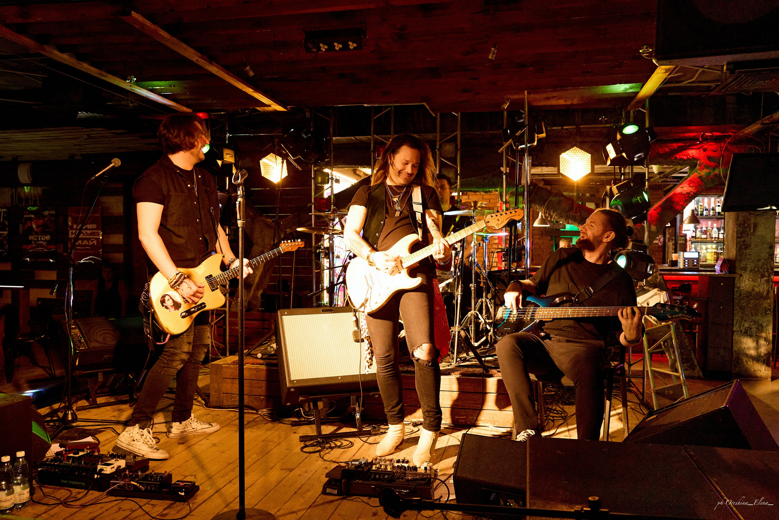 Поп рок группа @velvetgroup. Свадебный и семейный фотограф в Ульяновске Орешина Елена