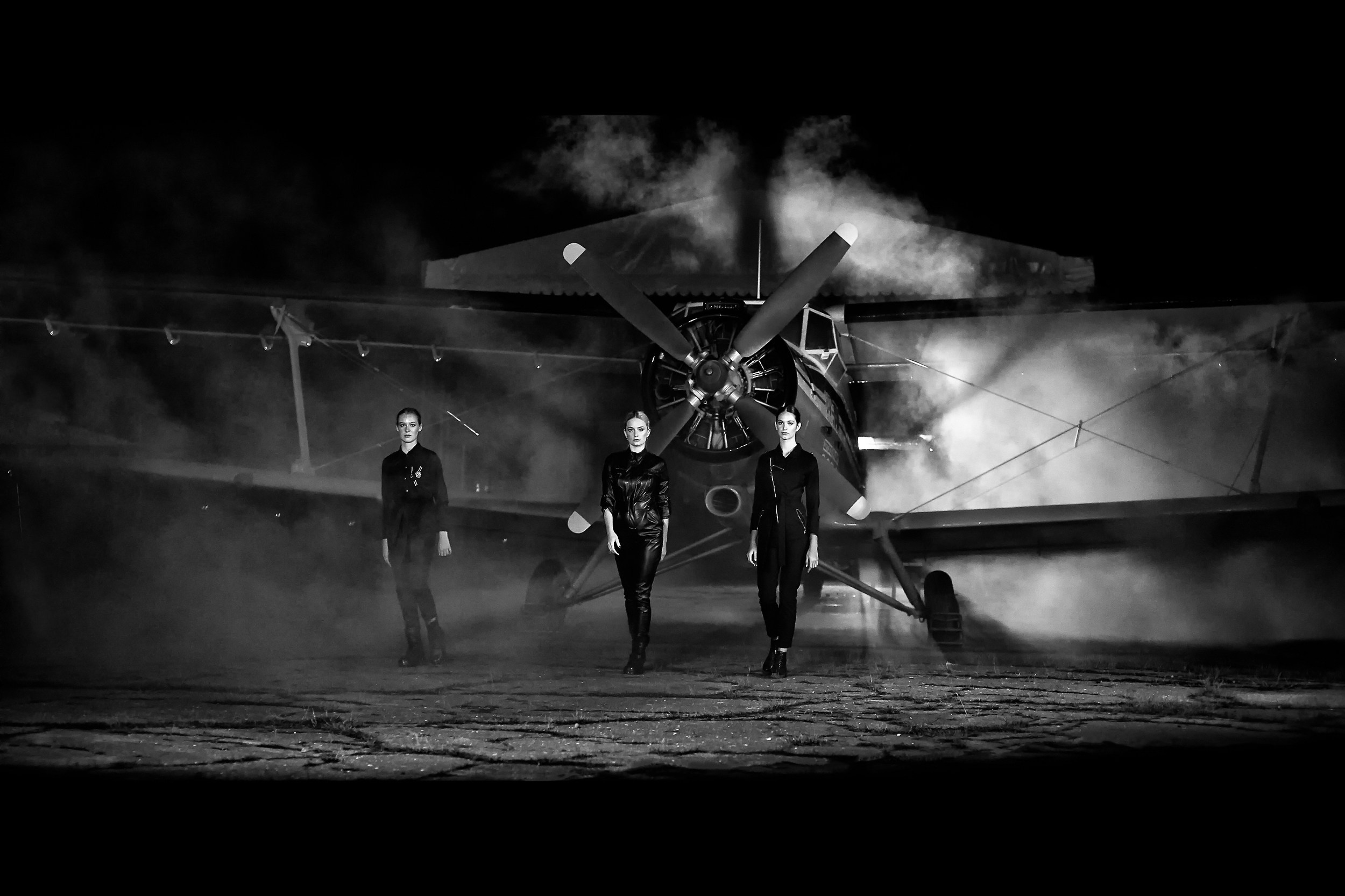 Фотосессия с самолетами-1 г. Ярославль Мастер-класс Михаила Семенова Ярославль