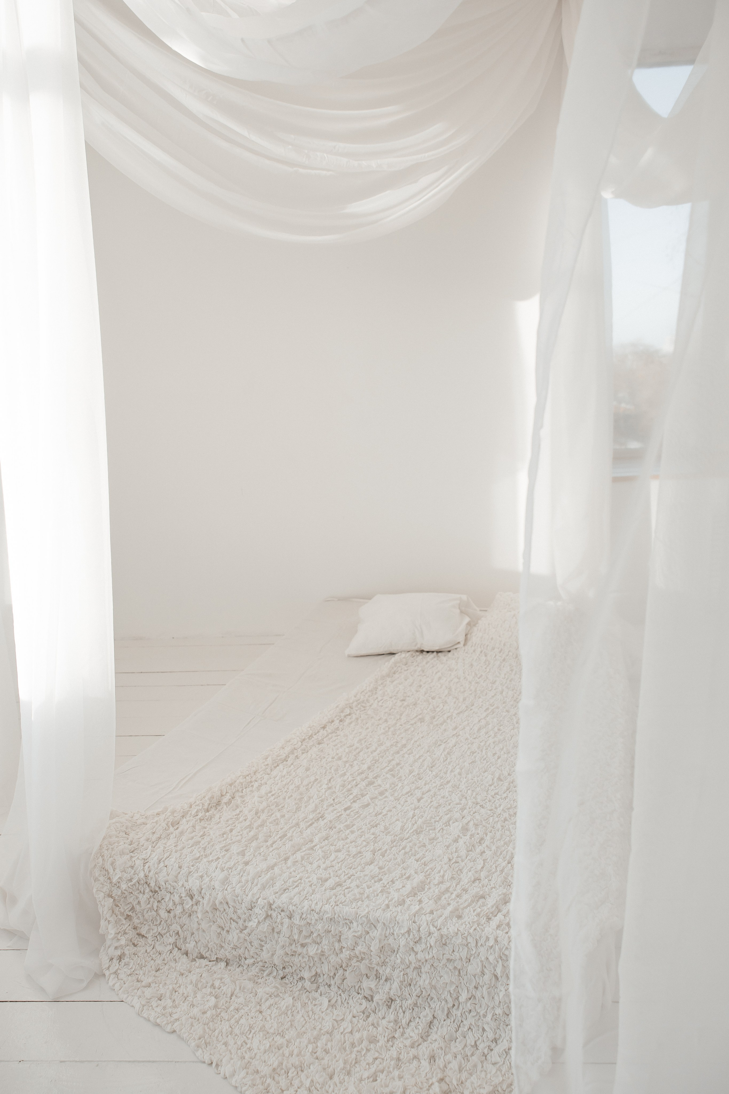 Малый белый зал. Фотостудия 220 — первая в Чите фотостудия, предназначенная для работы