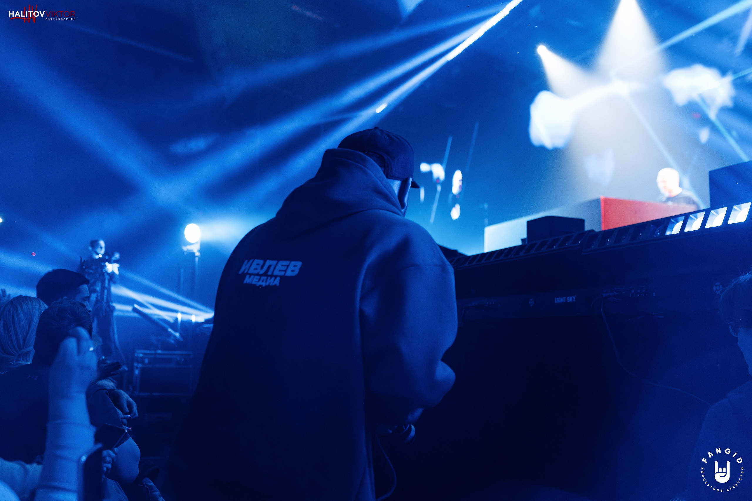 Руки вверх в Ульяновске в 2025. Видеограф в Ульяновске Ивлев Сергей | IVLEV MEDIA