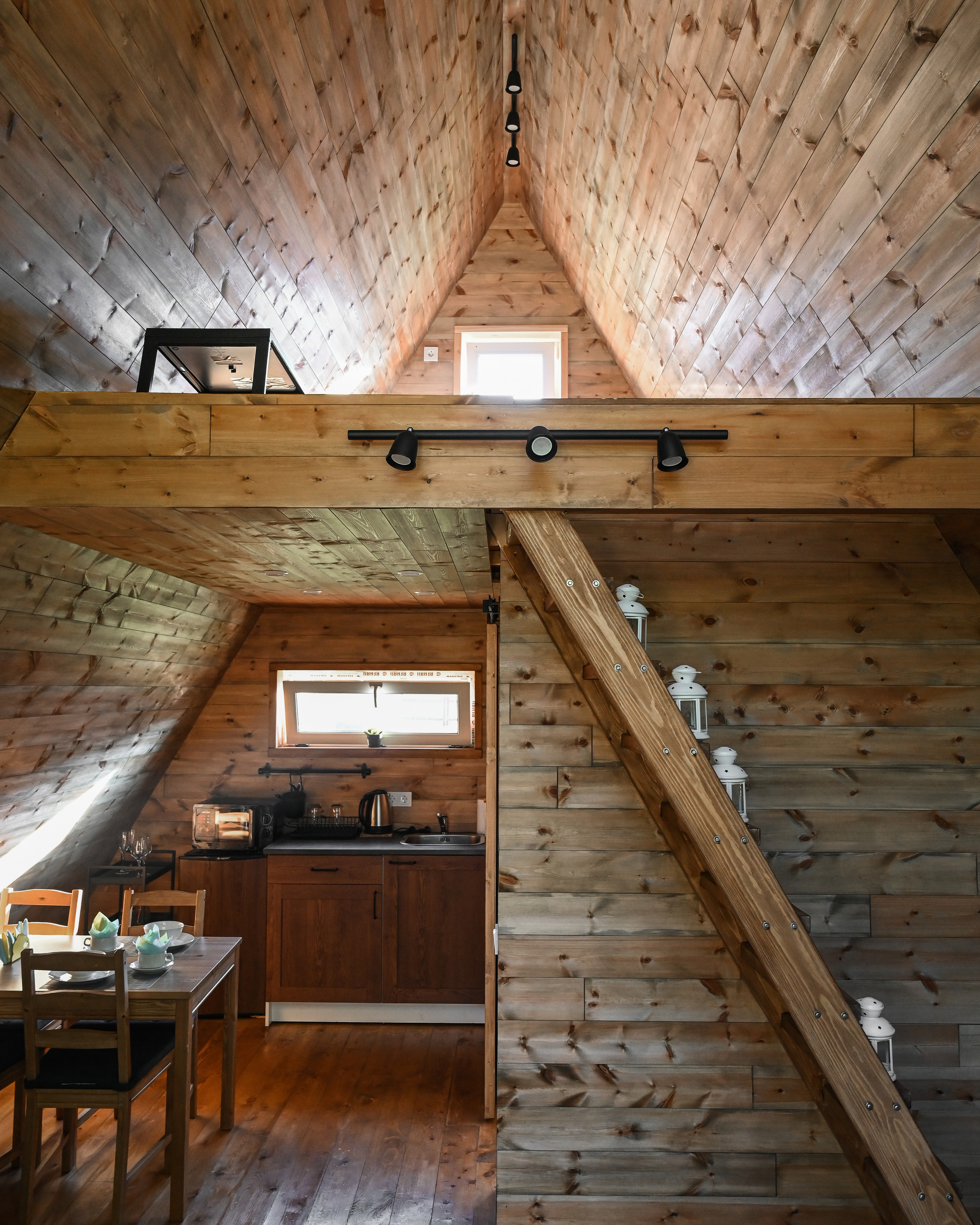 Hotels & Glampings. Dmitry Ganin
