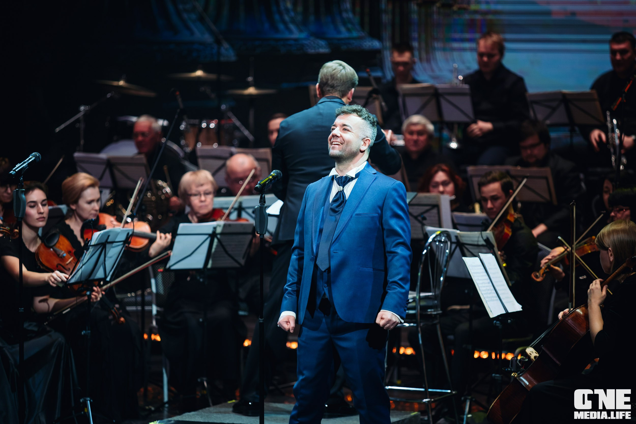 Концерт 8 марта в Янтарь холл. One Media Life: фоторепортажи, фотоотчеты с мероприятий и заведений