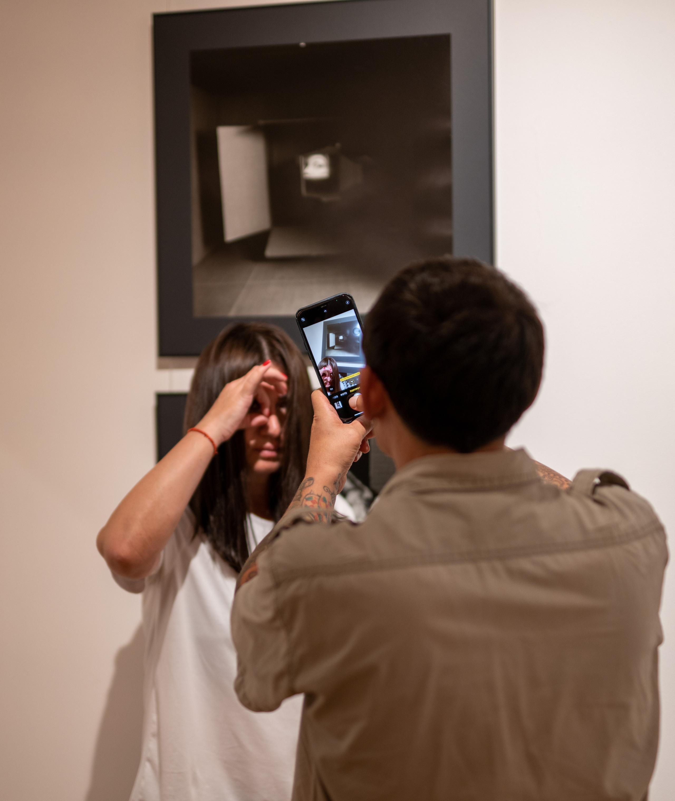 Художественная выставка. Фотограф Михаил Стенин