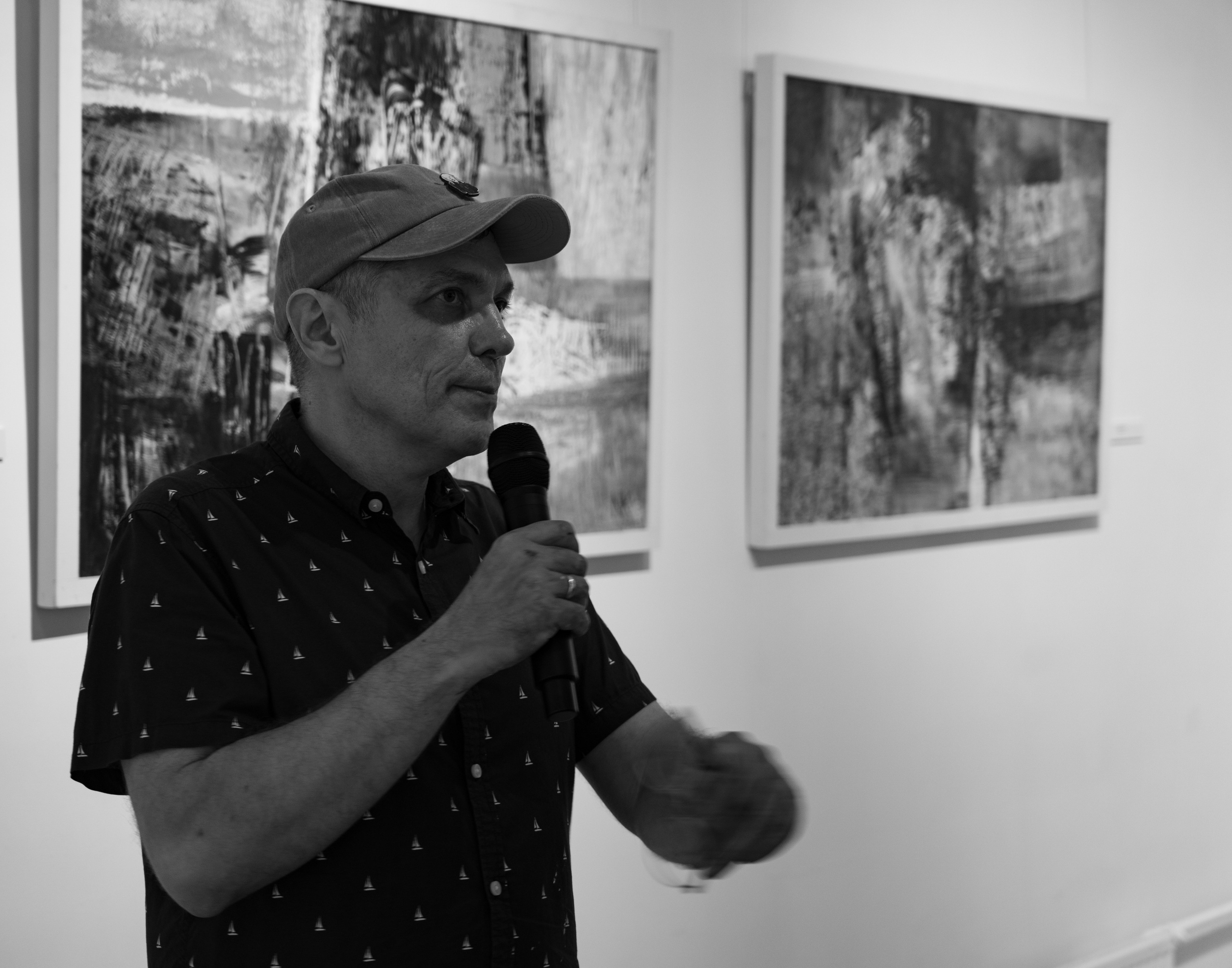 Художественная выставка. Фотограф Михаил Стенин