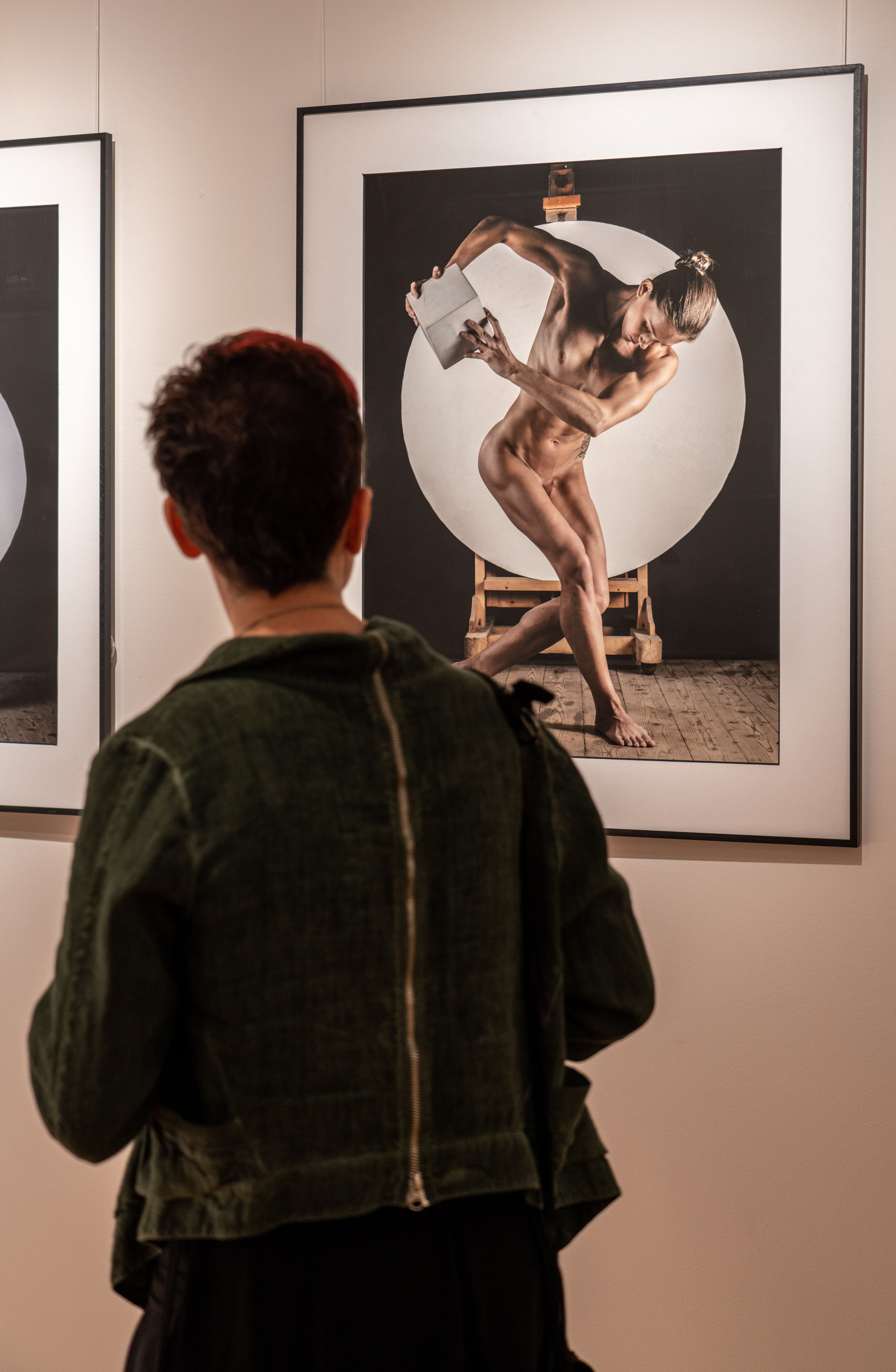 Художественная выставка. Фотограф Михаил Стенин