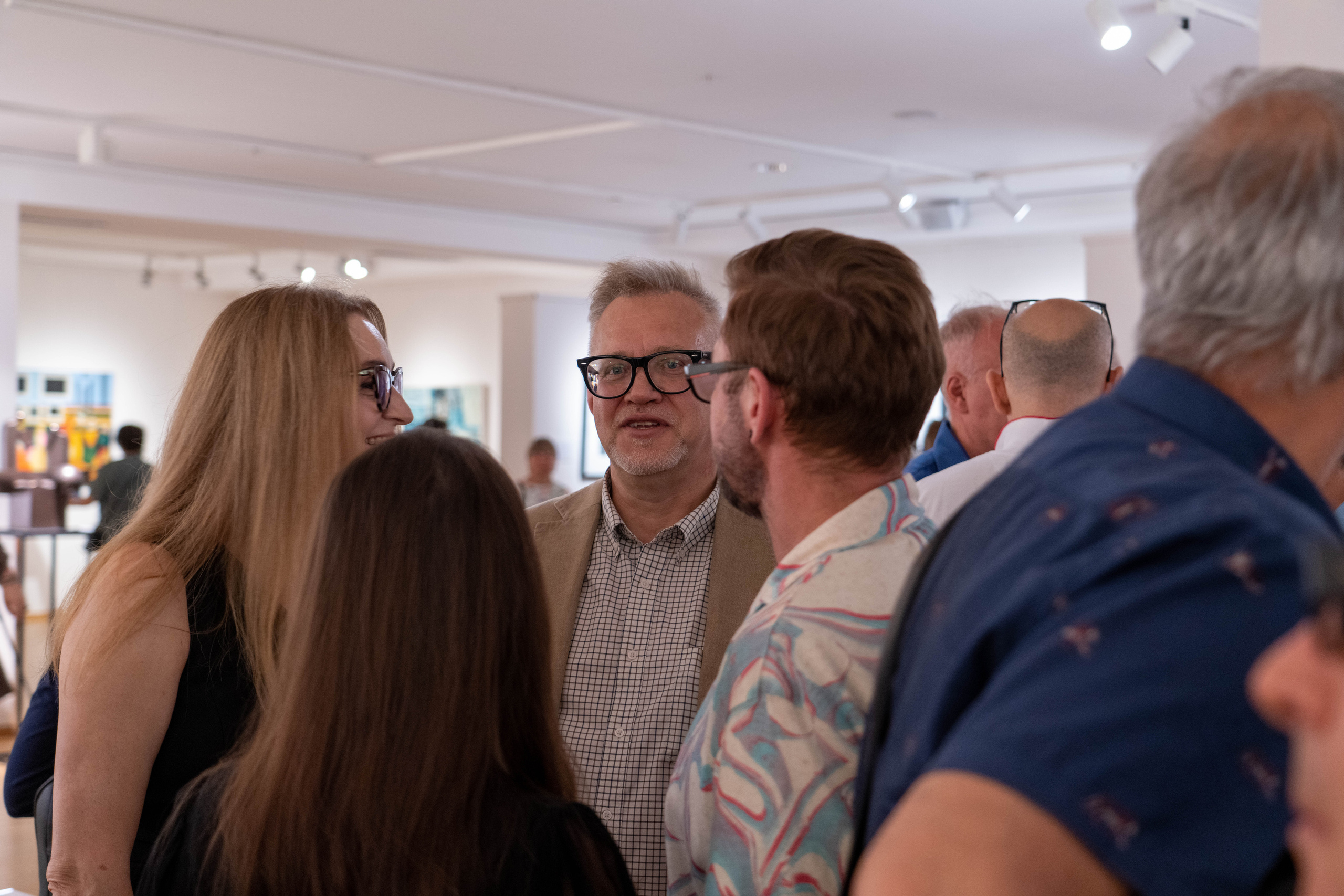 Художественная выставка. Фотограф Михаил Стенин