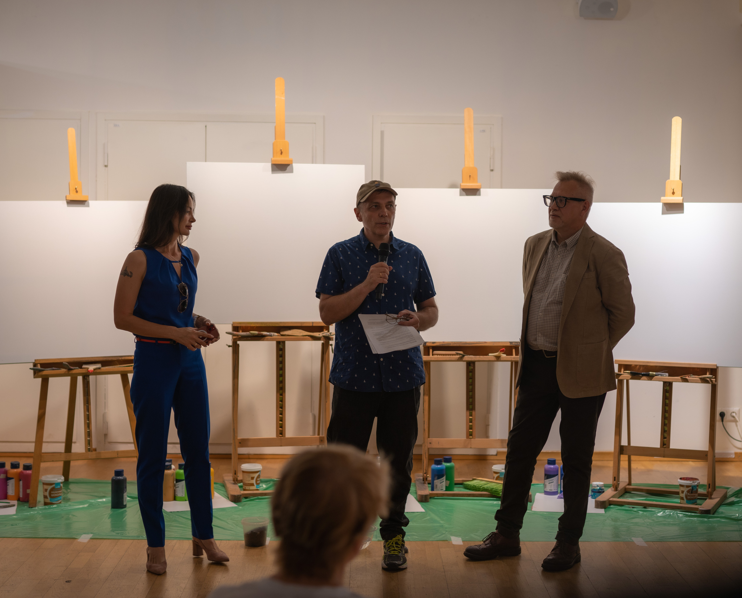 Художественная выставка. Фотограф Михаил Стенин