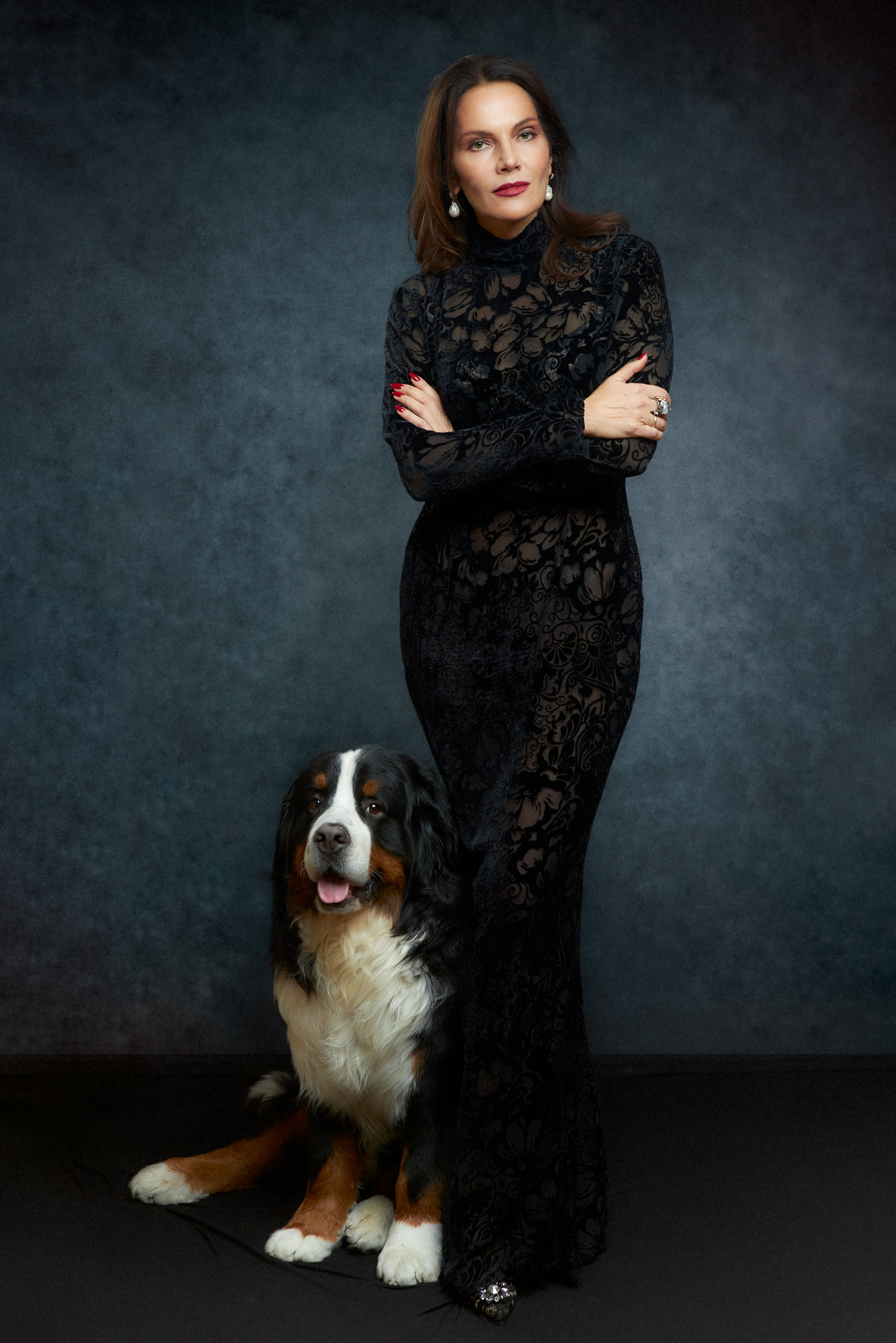 Михаил Стенин, У Любви четыре лапы