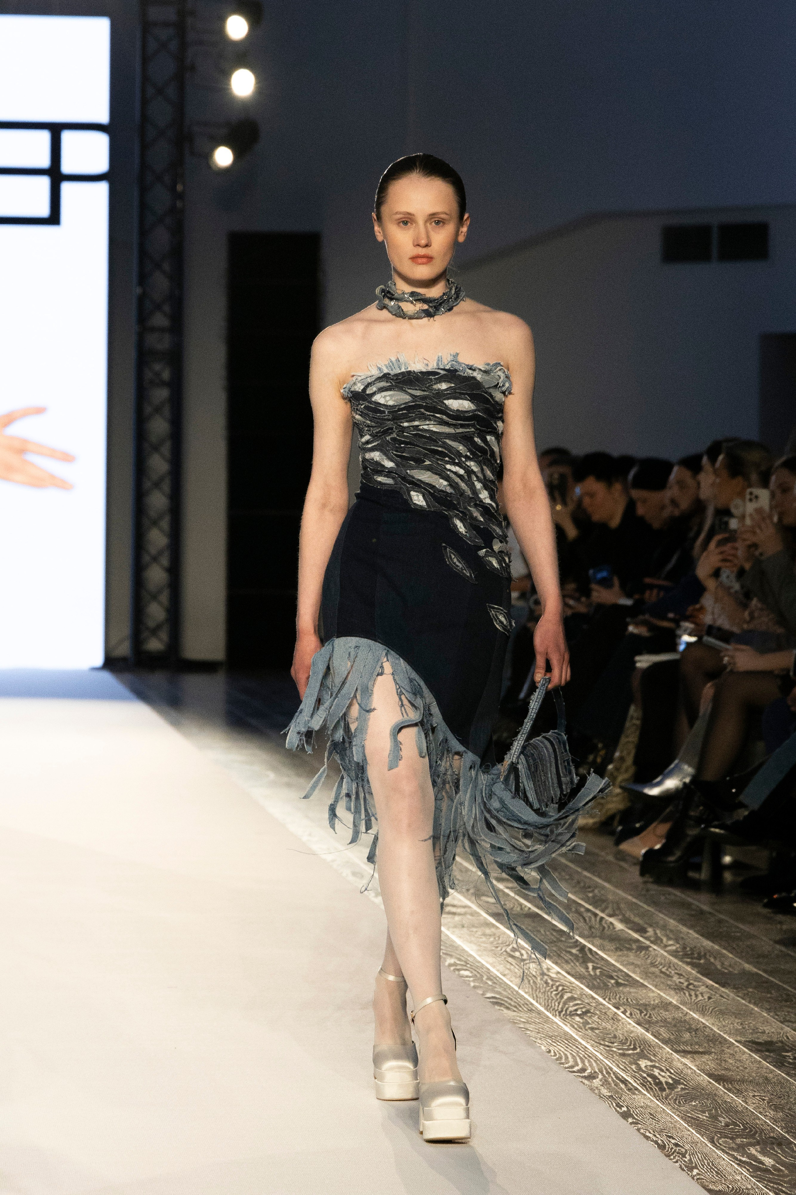 ДЛТ Собака.ru показ победителей конкурса «Новые имена в моде 2025». FOTOFAQ SKOOL г. Санкт-Петербург: очные, дистанционные и онлайн курсы фотографии