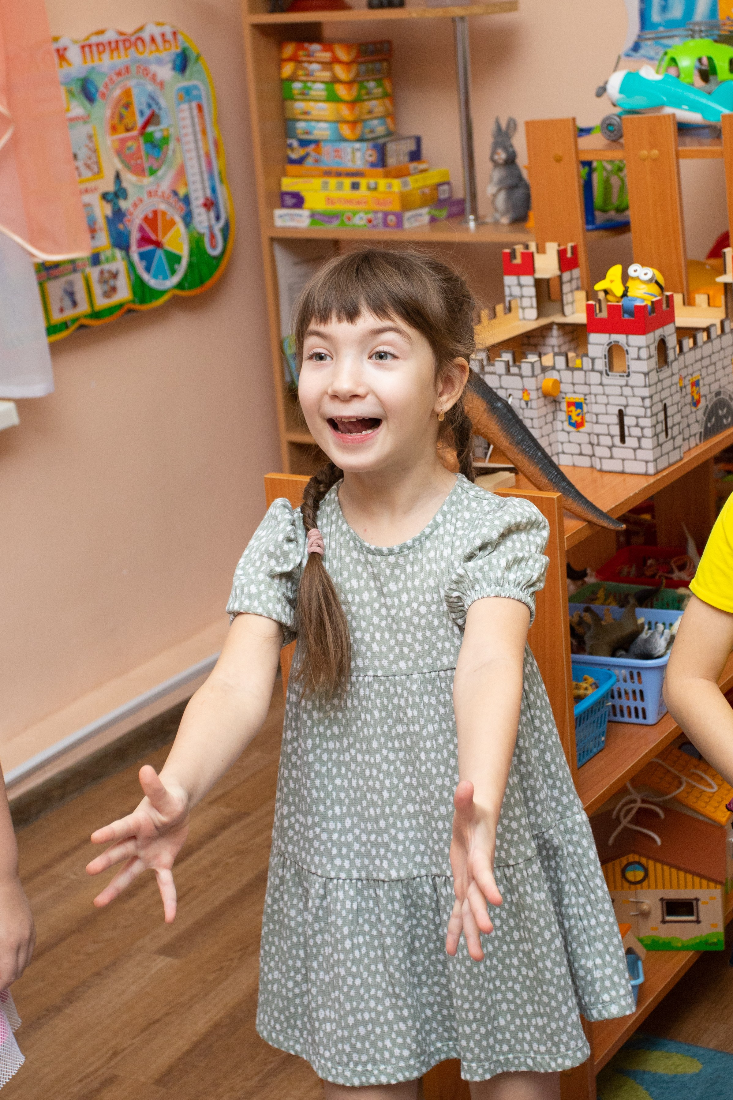 Один день в детском саду. ВЫПУСКНЫЕ АЛЬБОМЫ для детского сада и школы Санкт-Петербург и Лен. область