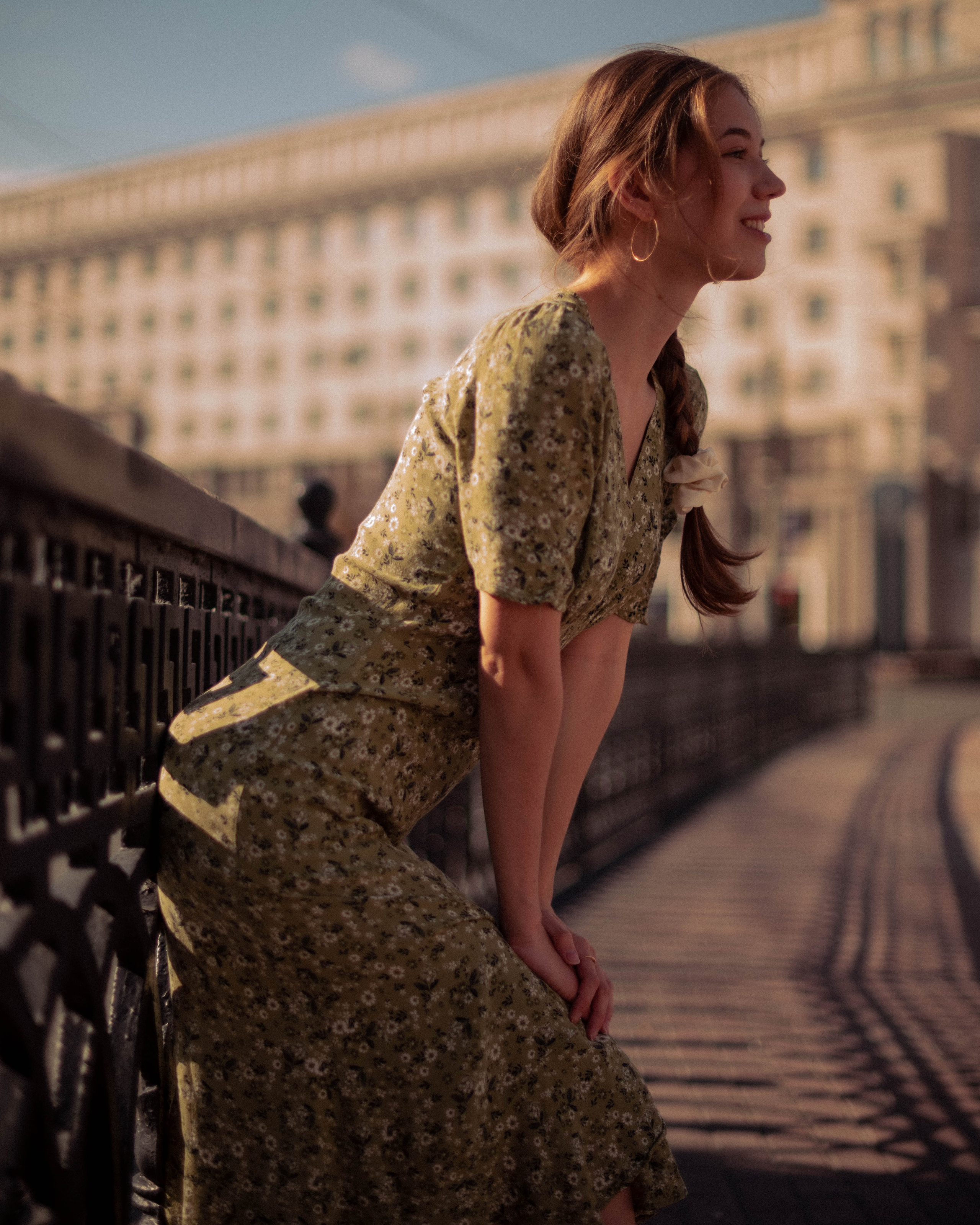 Ася. Женский фотограф. Создатель украшений ручной работы. Модель