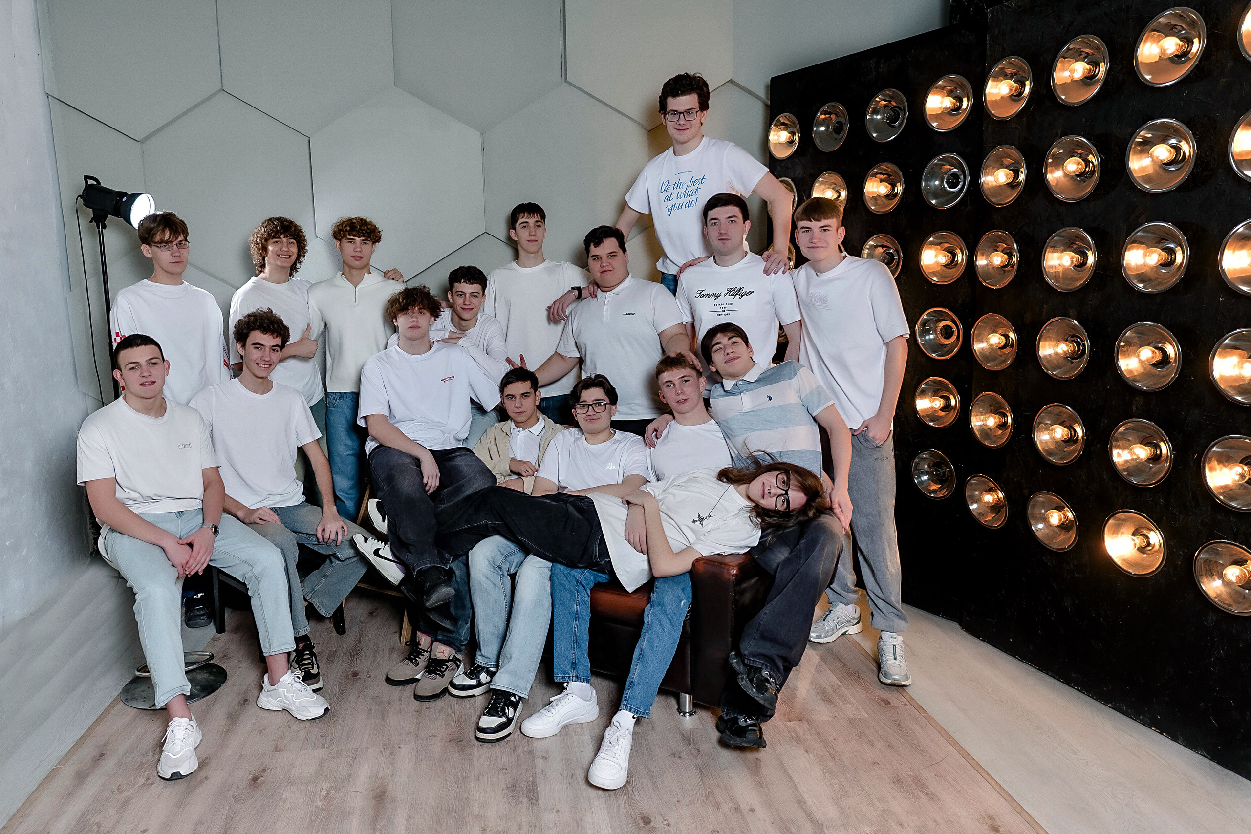 Выпускные (школьные) альбомы (книги) в Ростове-на-Дону. Современные Выпускные Альбомы в Ростове-на-Дону