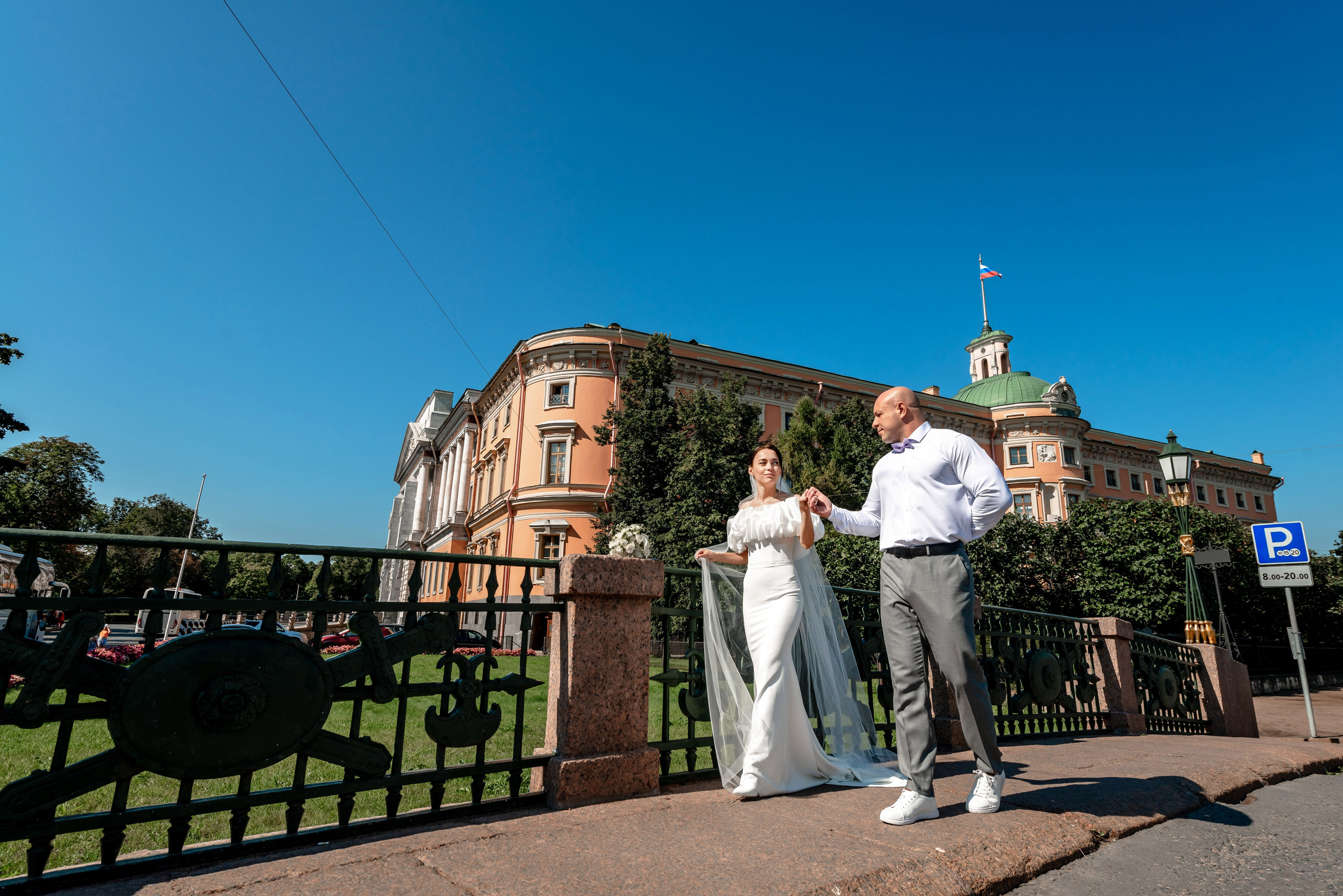 Летняя свадьба В Санкт-Петербурге и красивой выездной регистрацией Даши и Саши. Воздушная свадебная фотосессия в Петербурге. Портретный, семейный и свадебный фотограф в Санкт-Петербурге и в Пушкине Ширяев Денис