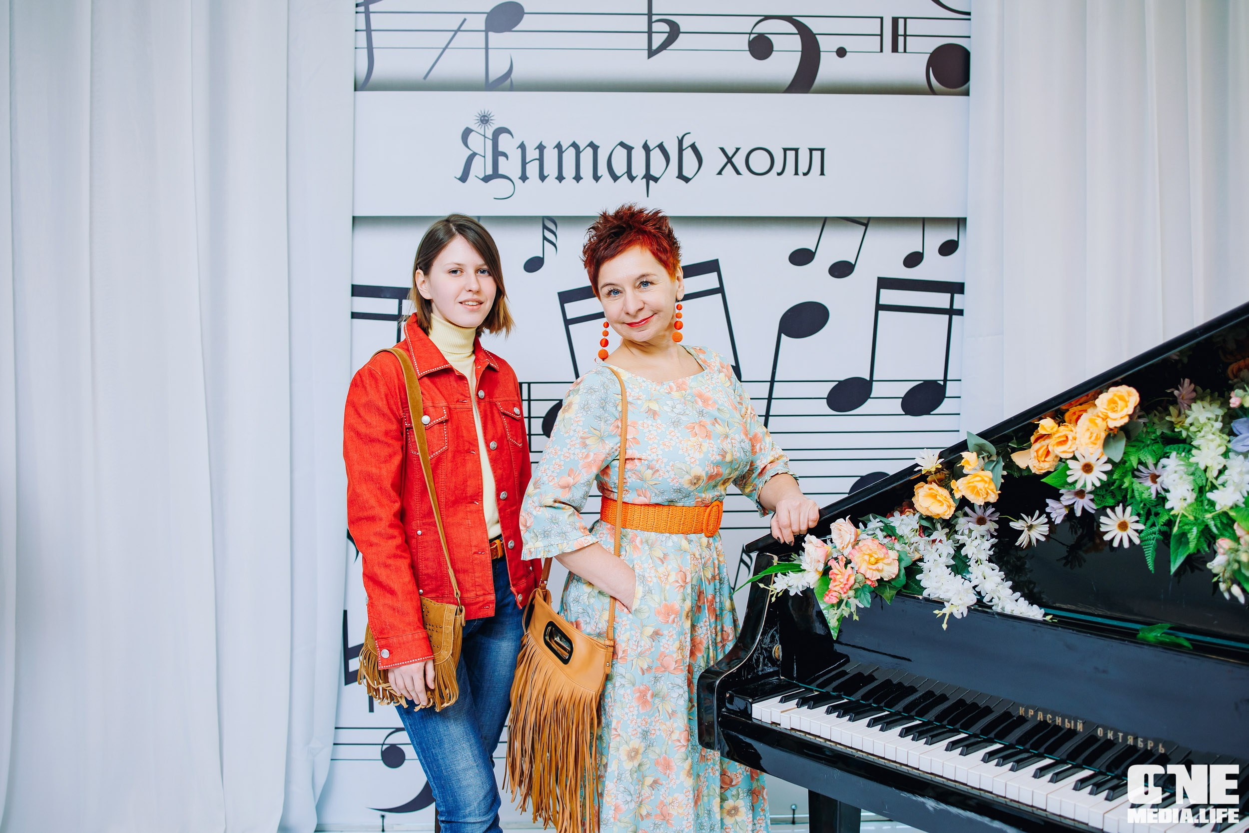 Концерт 8 марта в Янтарь холл. One Media Life: фоторепортажи, фотоотчеты с мероприятий и заведений