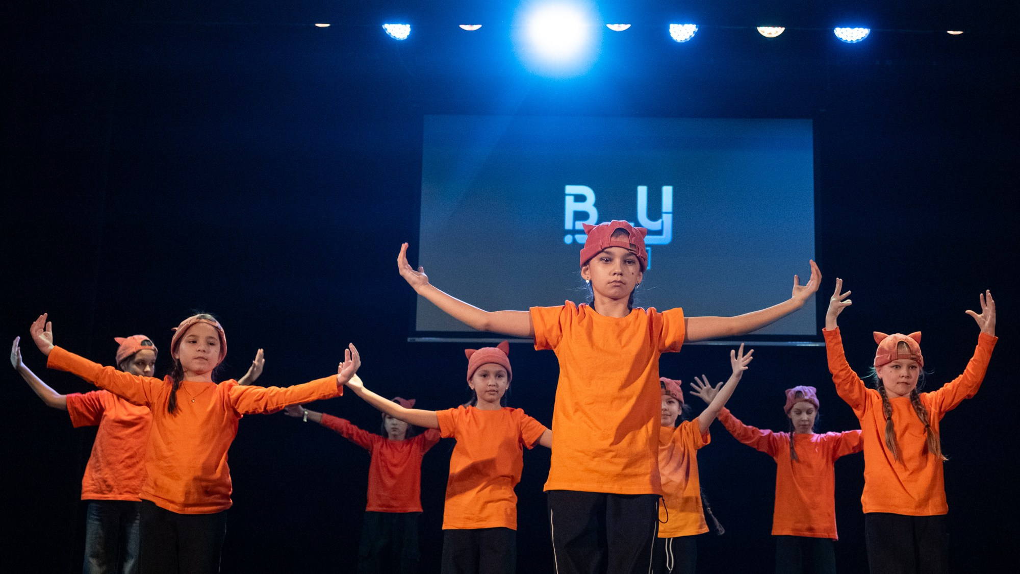 Отчетный концерт Студии танца «B_U». Репортажный фотограф в Казани Павел Серпокрылов